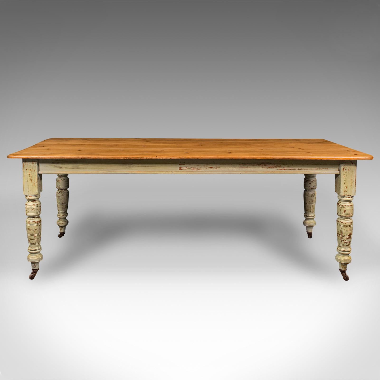 This is an antique farmhouse table. An English, pine 6 seat dining or kitchen table, dating to the Victorian period, circa 1900 and later.

Charming family dining table with country house appeal.
Displays a desirable aged patina