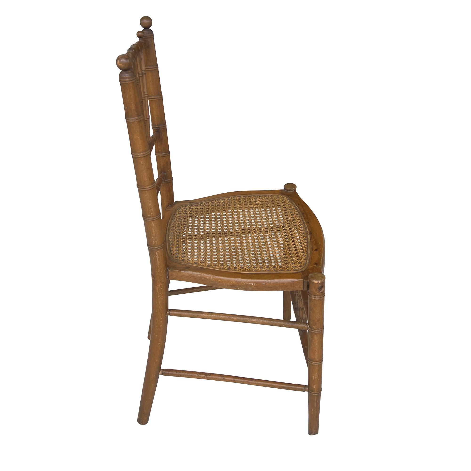 Cineserie Antique Faux Bamboo & Cane Chair, 19th-Century Chinoiserie Style in vendita