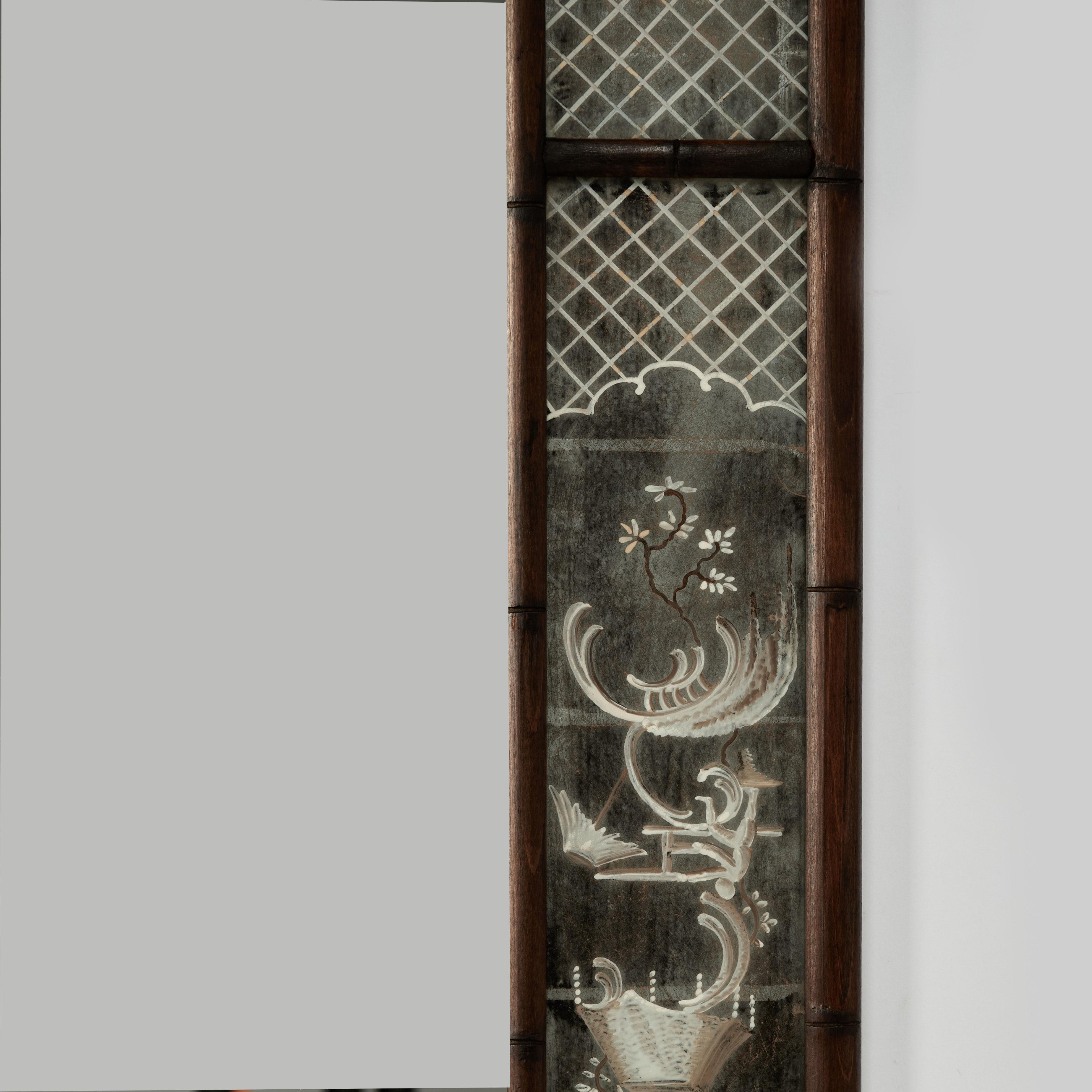 Antike Faux Bamboo Chinoiserie Wandspiegel (20. Jahrhundert) im Angebot