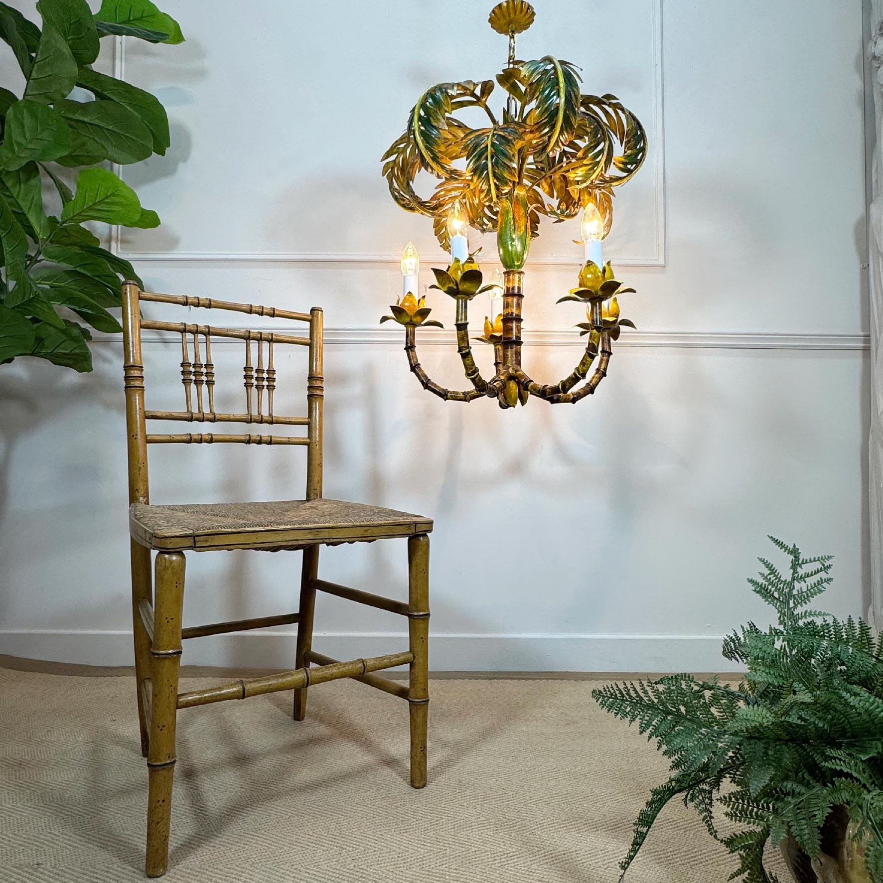 Lampadario antico a foglie di palma in finto bambù in vendita 2