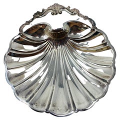 Antike FB Rogers Silver Co versilberte Muschelschale mit Fuß aus dem Jahr 1824