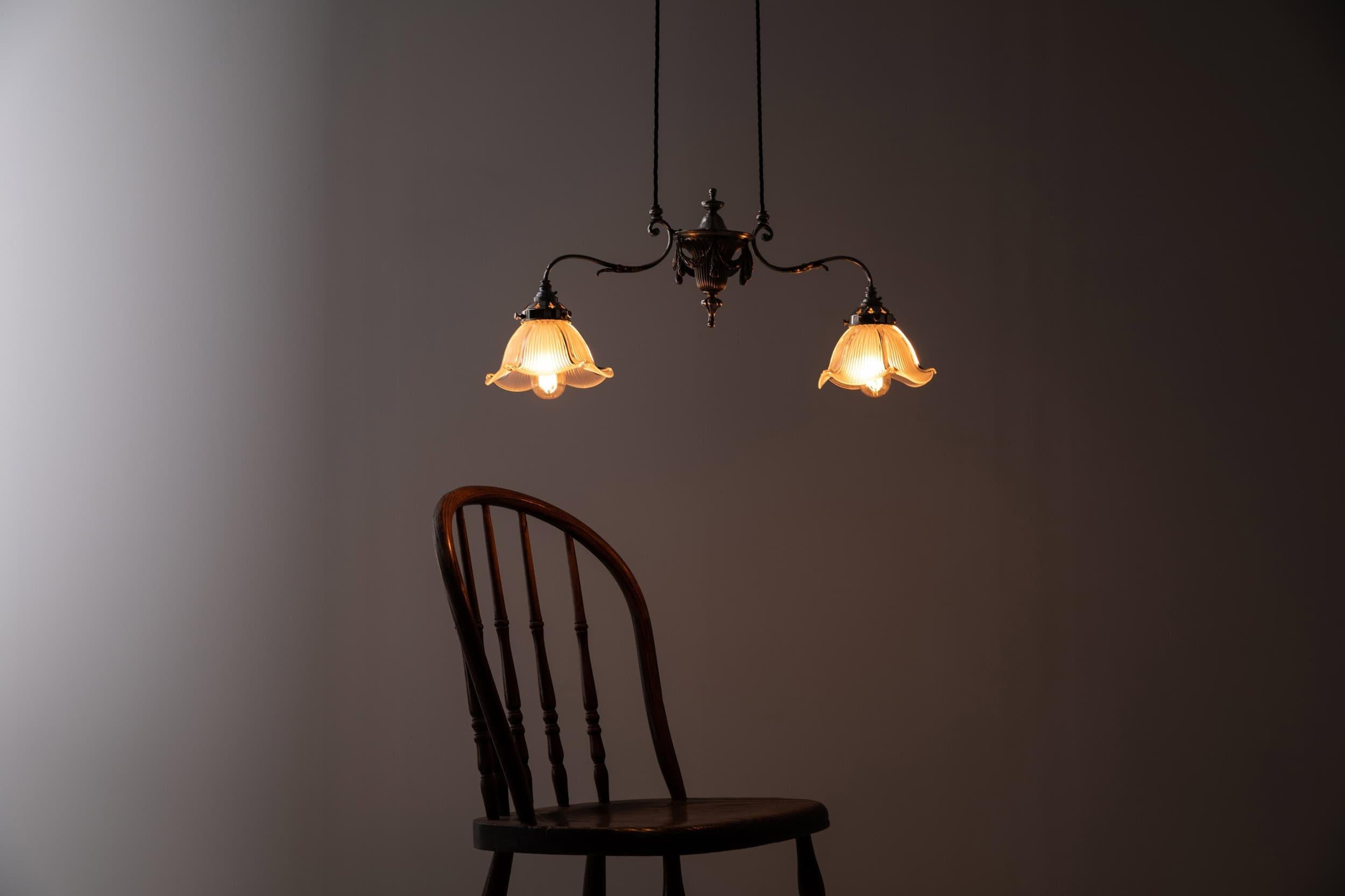 Antique F&C Osler Rise & Fall Holophane Glass Ceiling Light Lamp, c.1920 In Fair Condition In London, GB