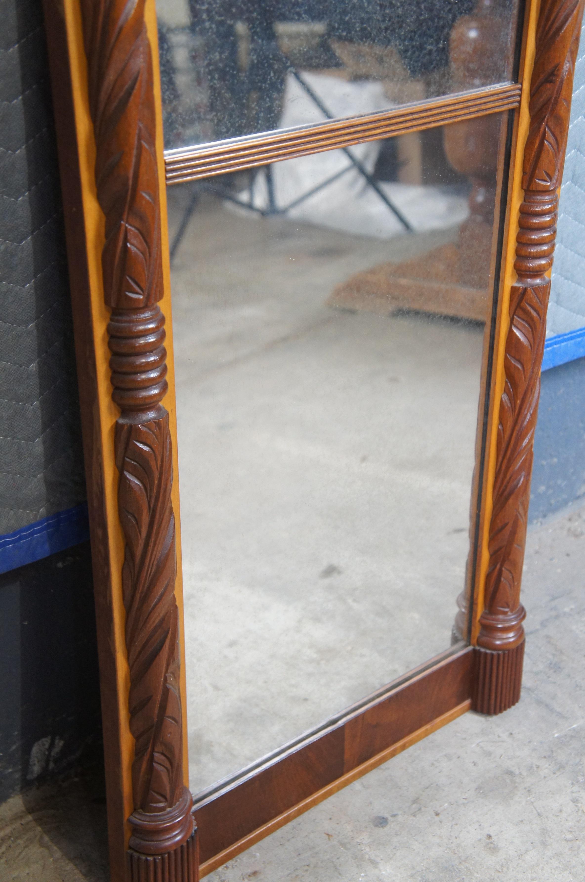 Antiguo Espejo de Mantel Federal de Caoba Tallada Trumeau Pier de 35 en venta 8