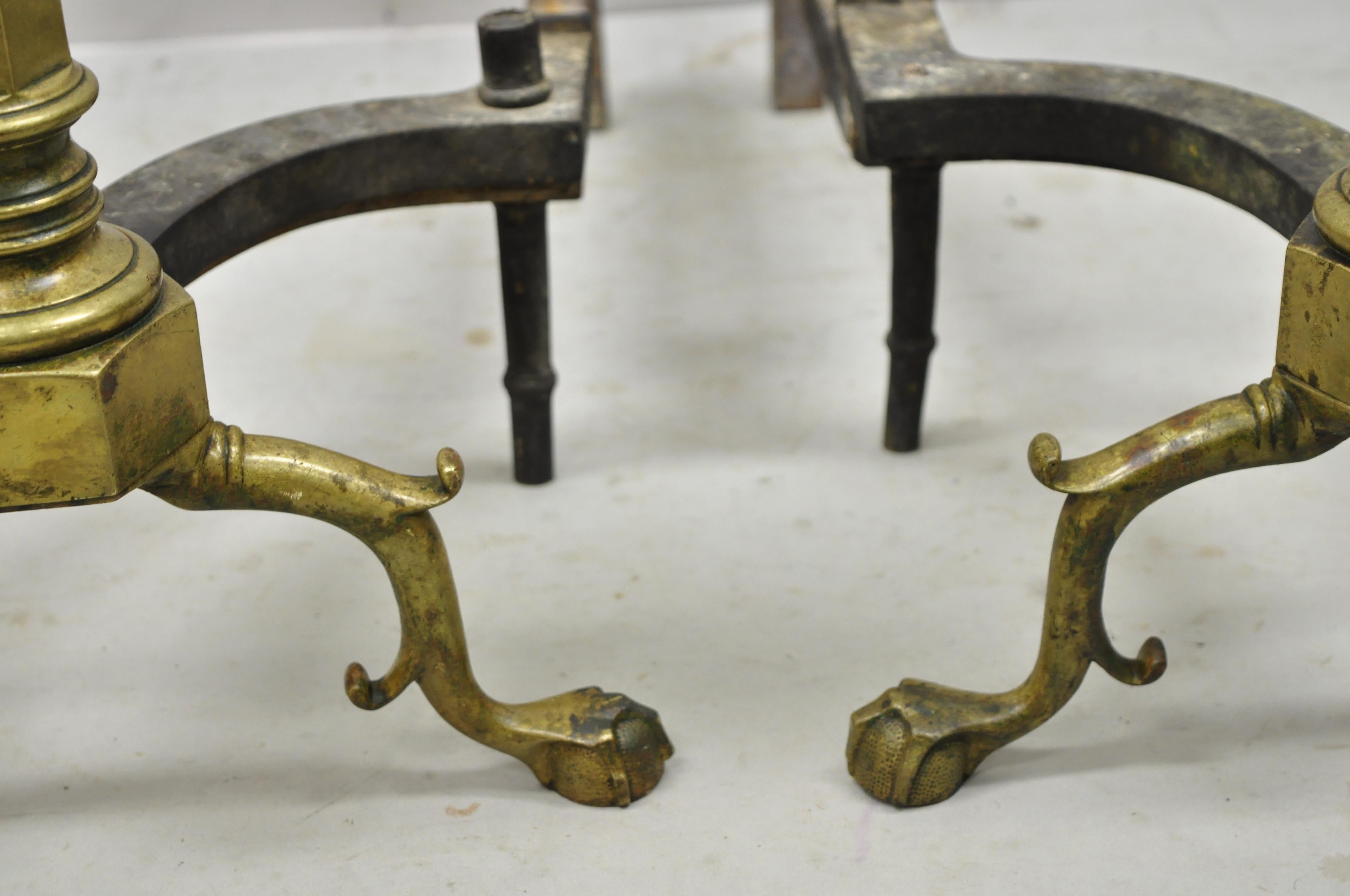 Antique Federal Faceted Brass Cannonball Branch Feet Cast Iron Andirons, a Pair In Good Condition For Sale In Philadelphia, PA