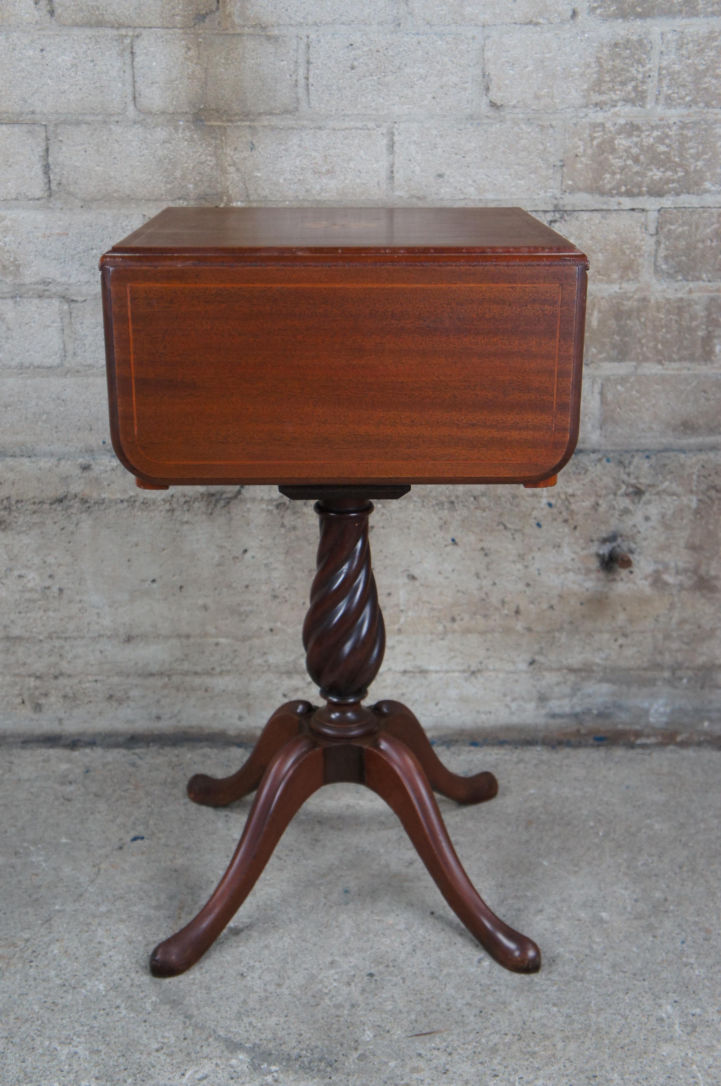 Antique Federal Inlaid MOP Mahogany Pembroke Drop Leaf Side Table Sheraton 4