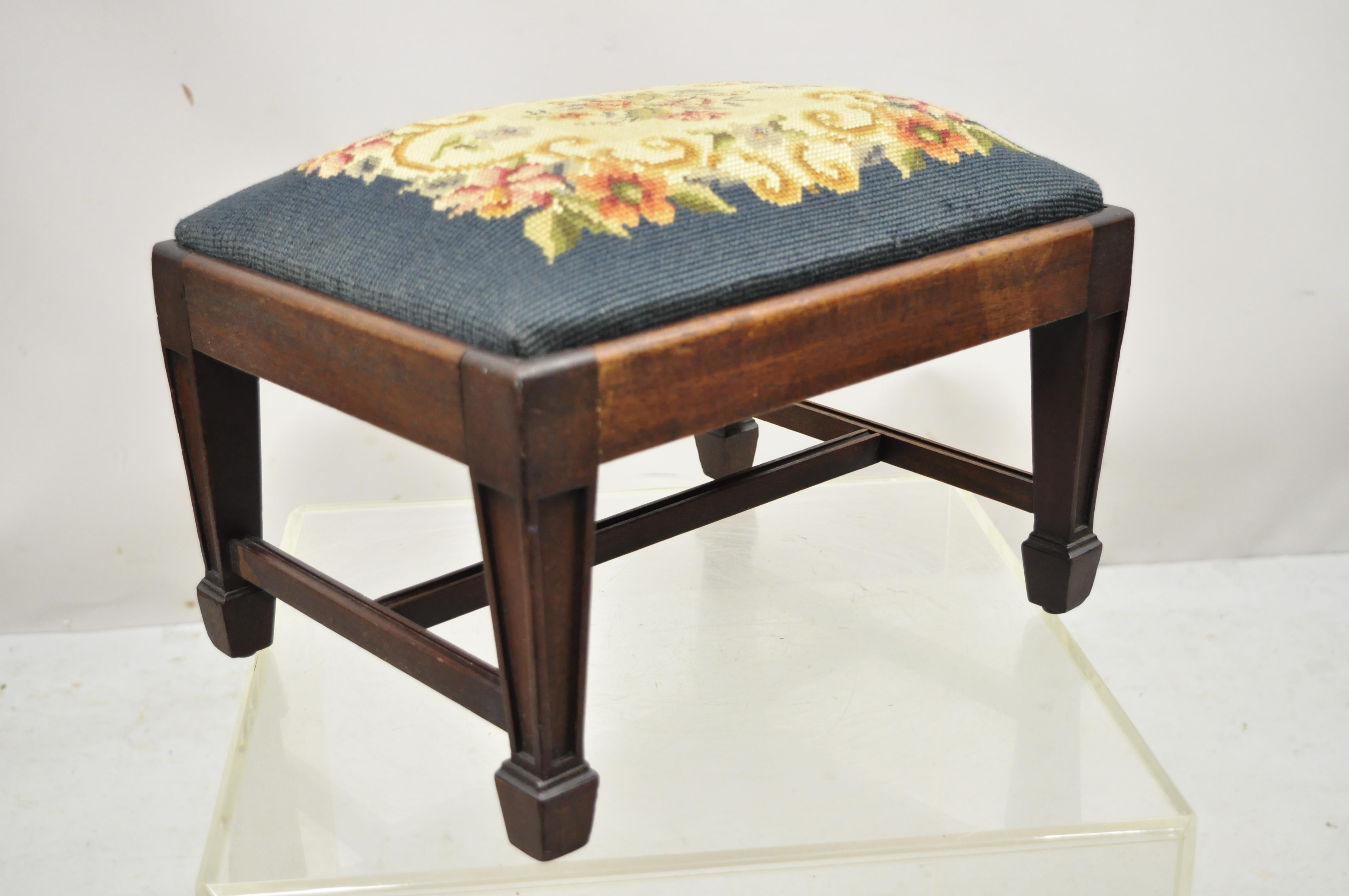 Antique Federal / Sheraton Mahogany green needlepoint small petite footstool ottoman. Item features stretcher base, green floral needlepoint seat, solid wood frame, tapered legs, very nice antique item, quality American craftsmanship, great style