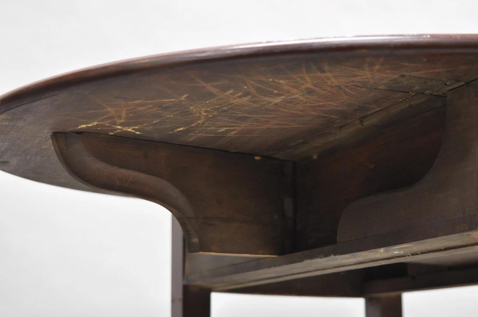 Antique Federal Mahogany Satinwood Inlay Narrow Dropleaf Pembroke Side Table en vente 8