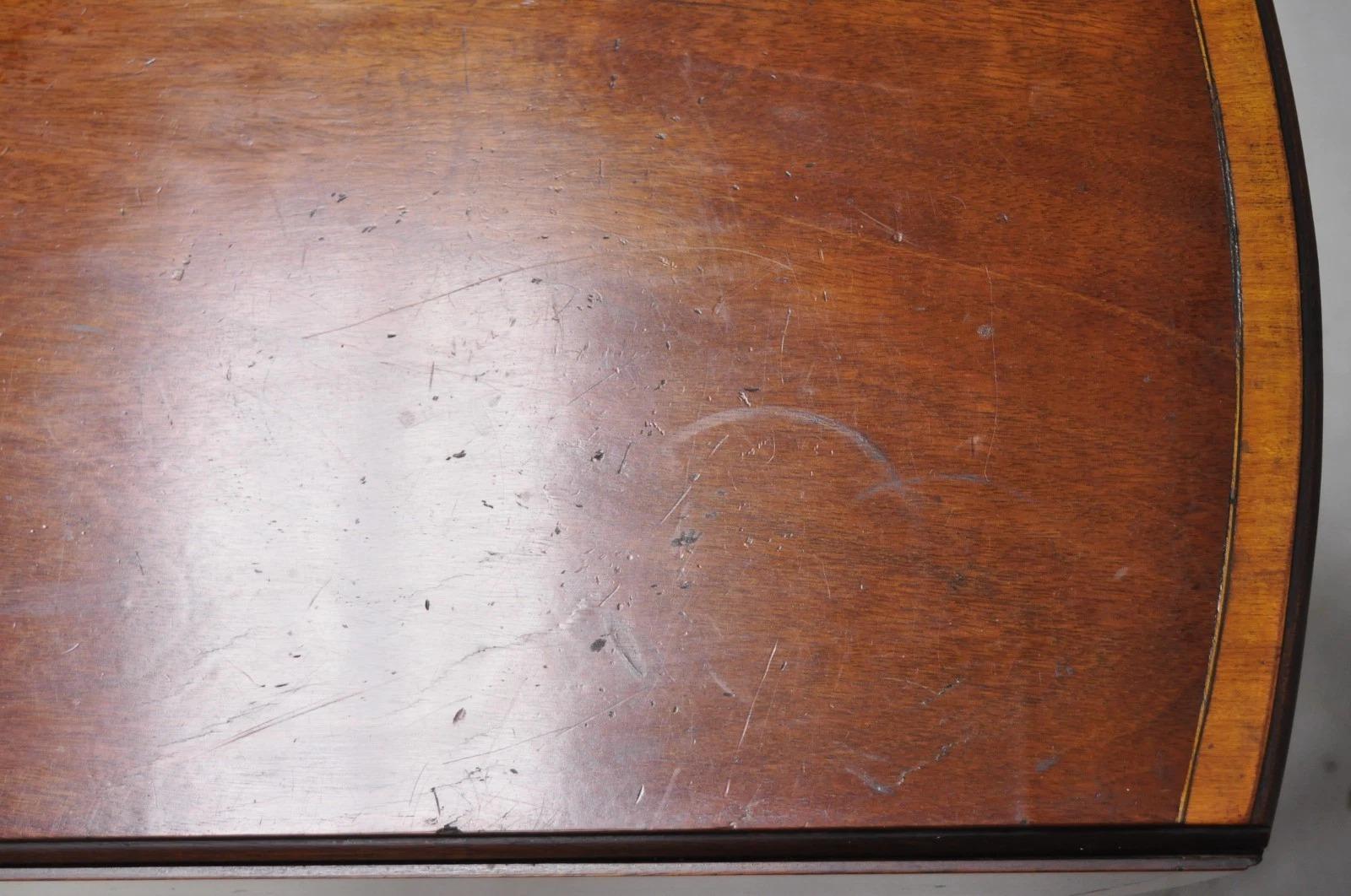 Antique Federal Mahogany Satinwood Inlay Narrow Dropleaf Pembroke Side Table en vente 3