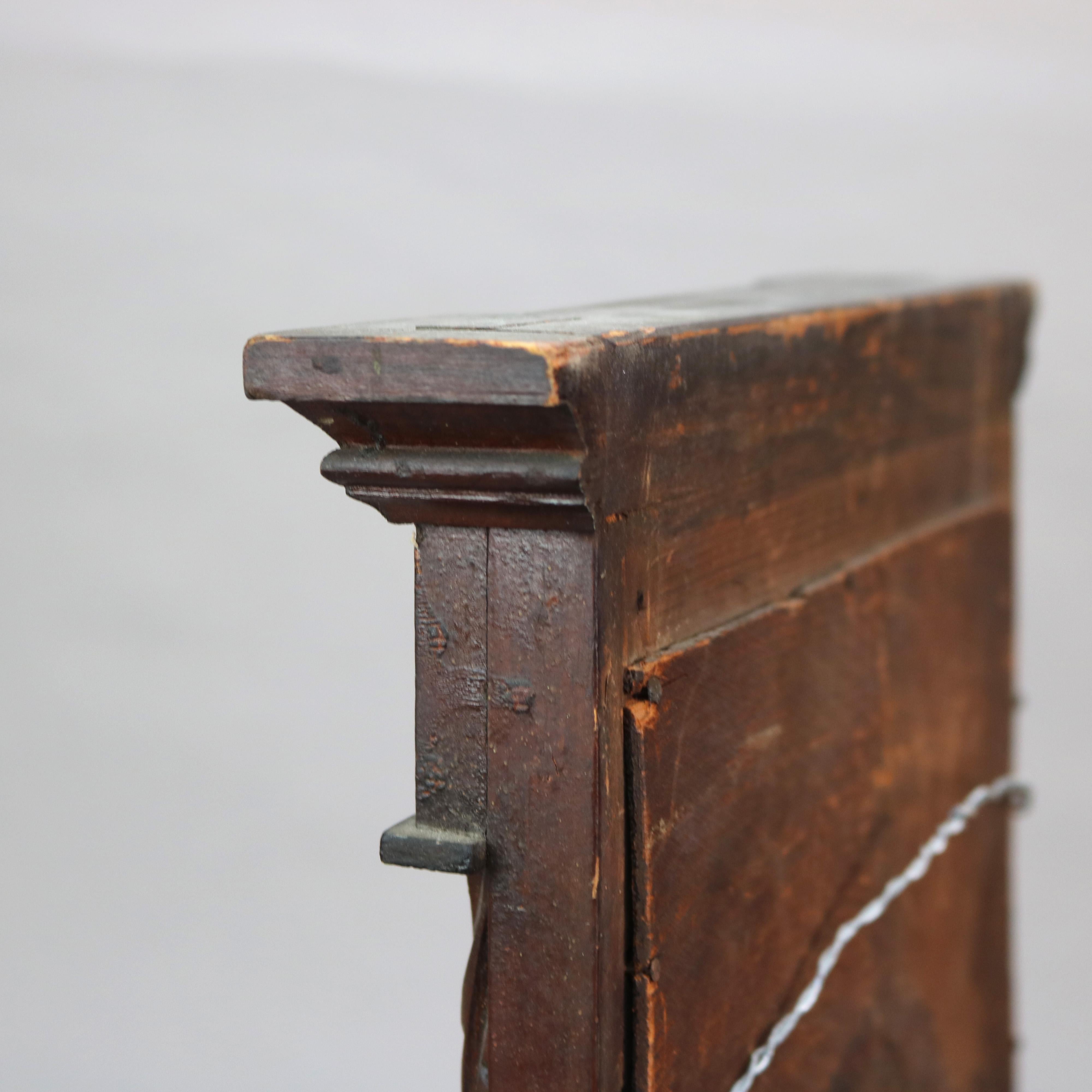 Miroir fédéral ancien avec panneau églomisé peint à la main représentant une scène de palais C1850 en vente 2