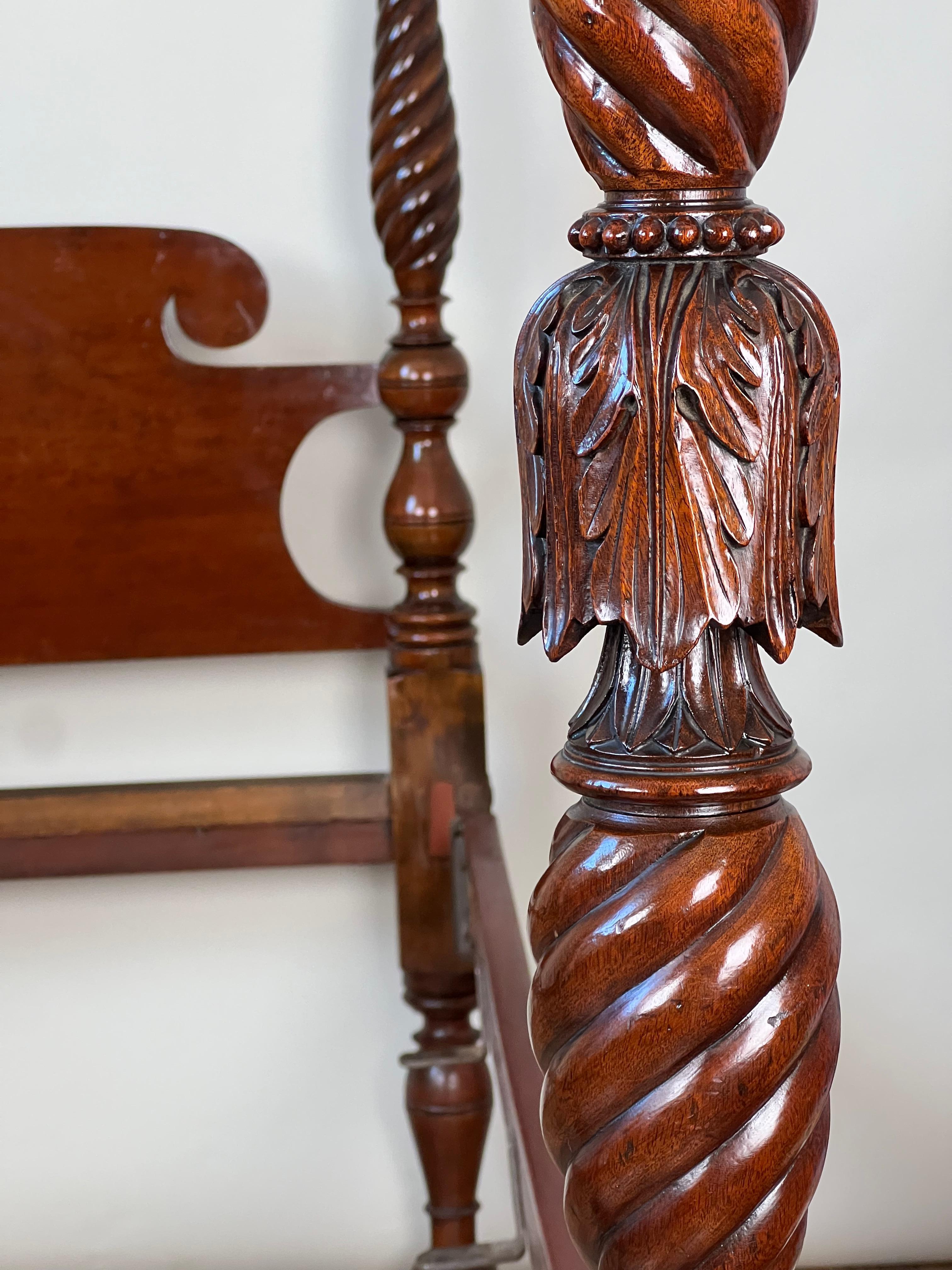 Antique Federal Period Mahogany Full Size Canopy Bed  c. 1820 6
