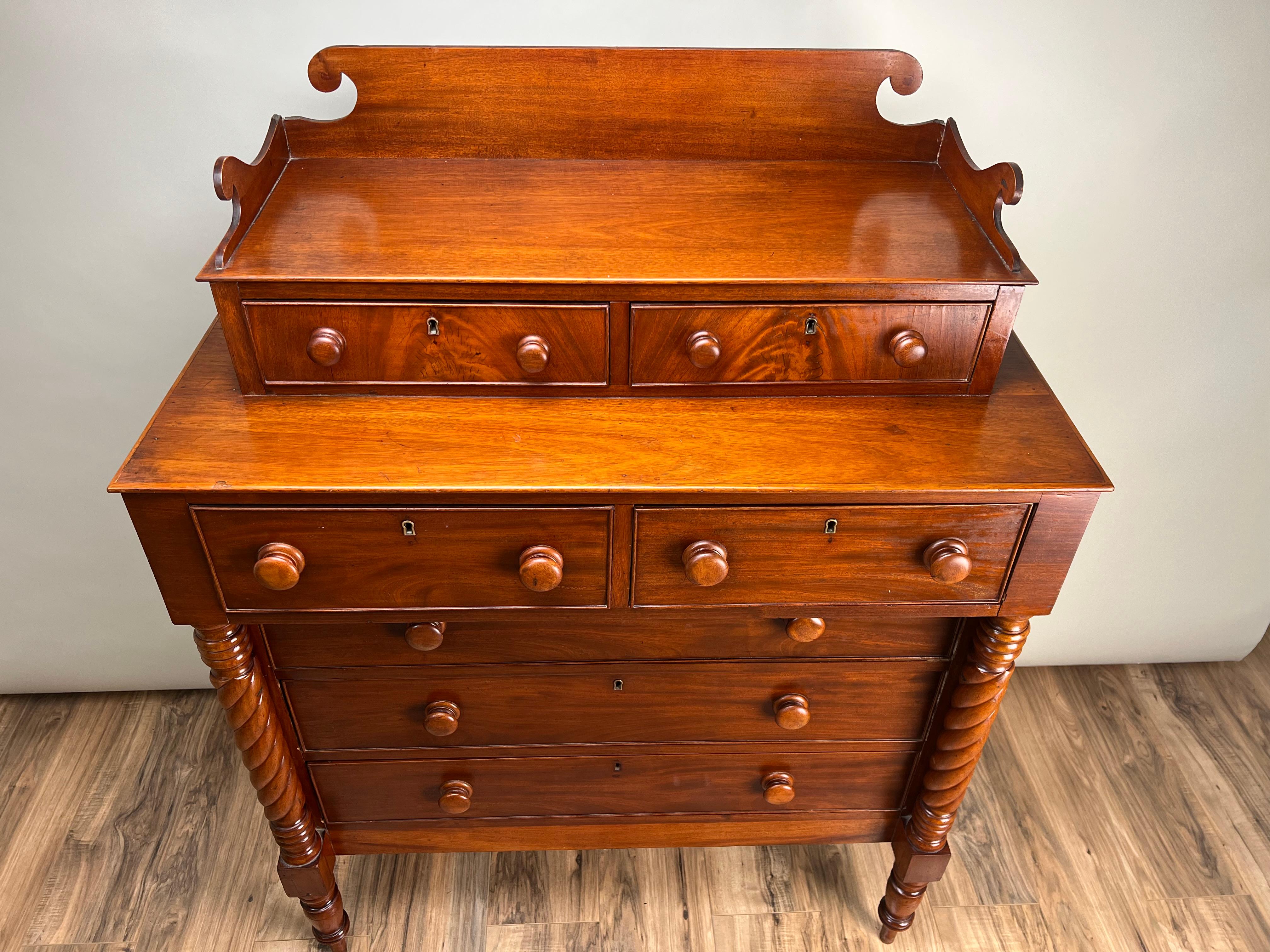 Early 19th Century Antique Federal Period Mahogany Sheraton Deck Top Chest of Drawers c. 1820 For Sale