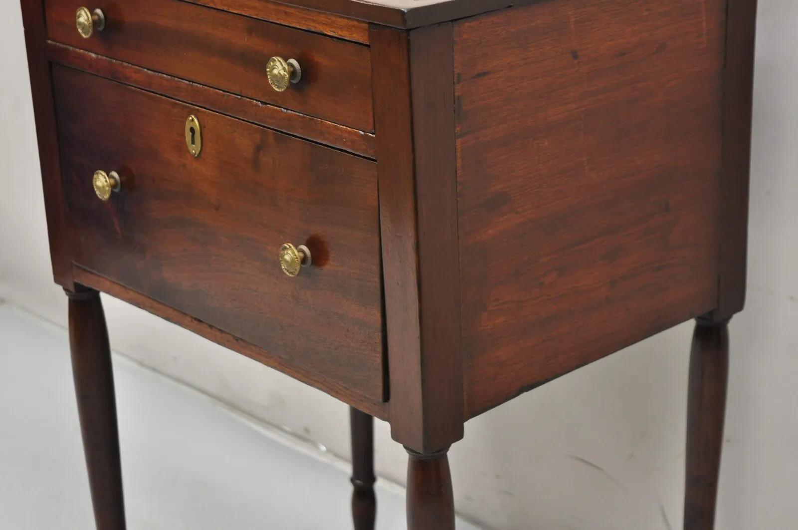 Antique Federal Sheraton Mahogany 2 Drawer Work Stand Side Table Nightstand For Sale 3