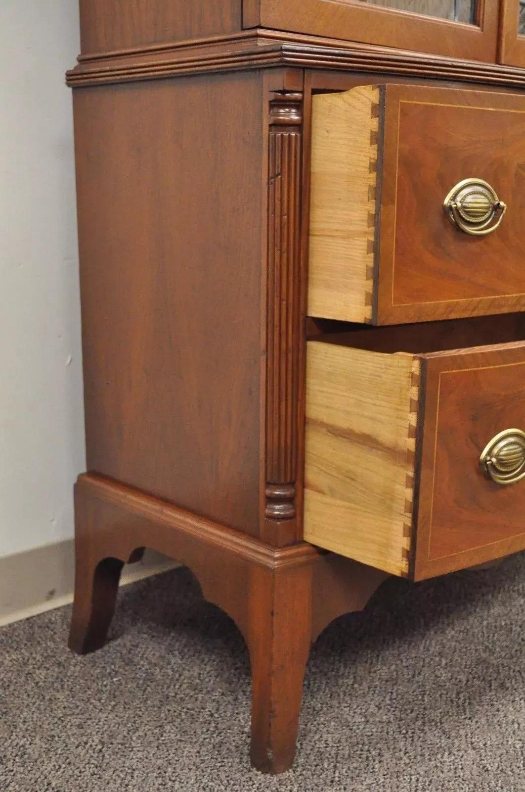 20th Century Antique Federal Style Mahogany China Display Cabinet with Stained Glass Doors For Sale