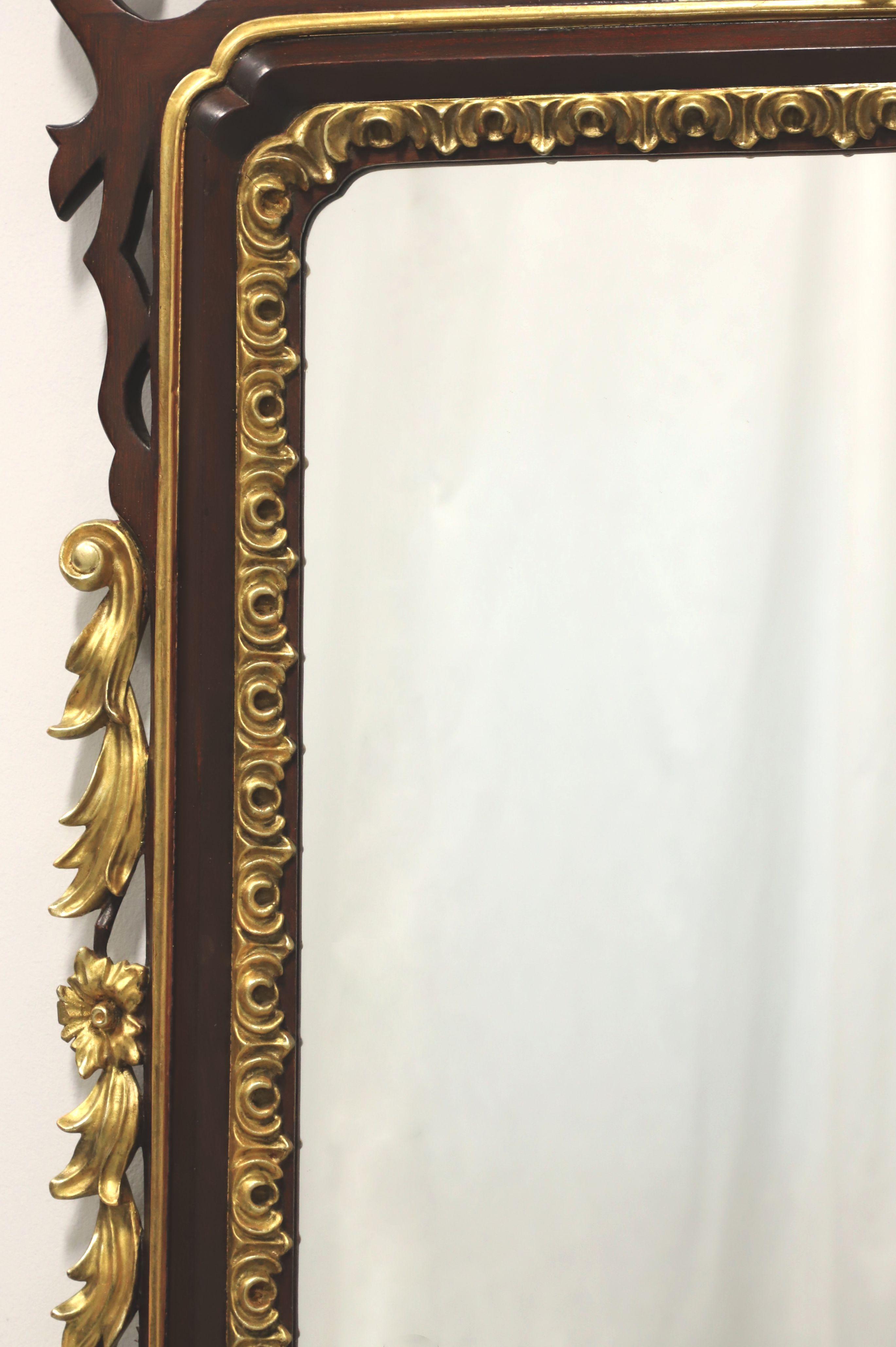 American Antique Federal Style Mahogany & Gold Gilt Eagle Wall Mirror For Sale