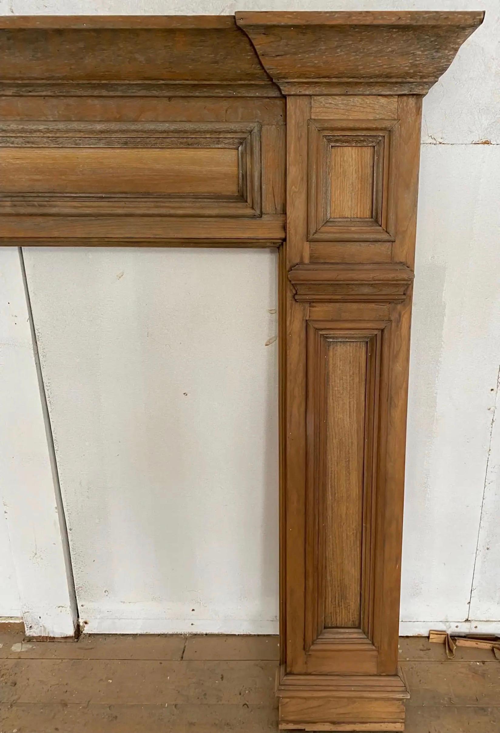Antiker Holzkaminsims im Federal-Stil (Handgefertigt) im Angebot