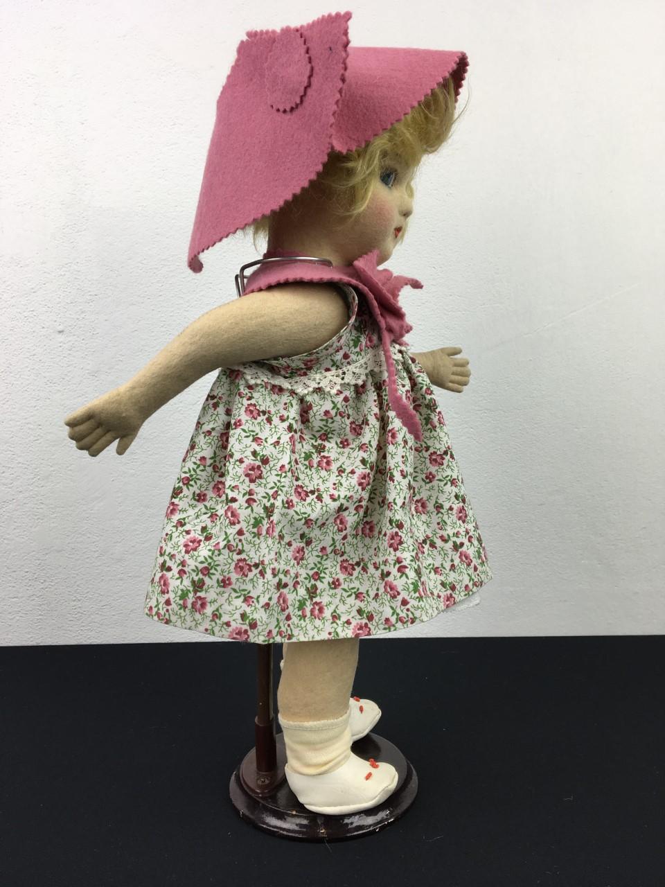 antique felt dolls