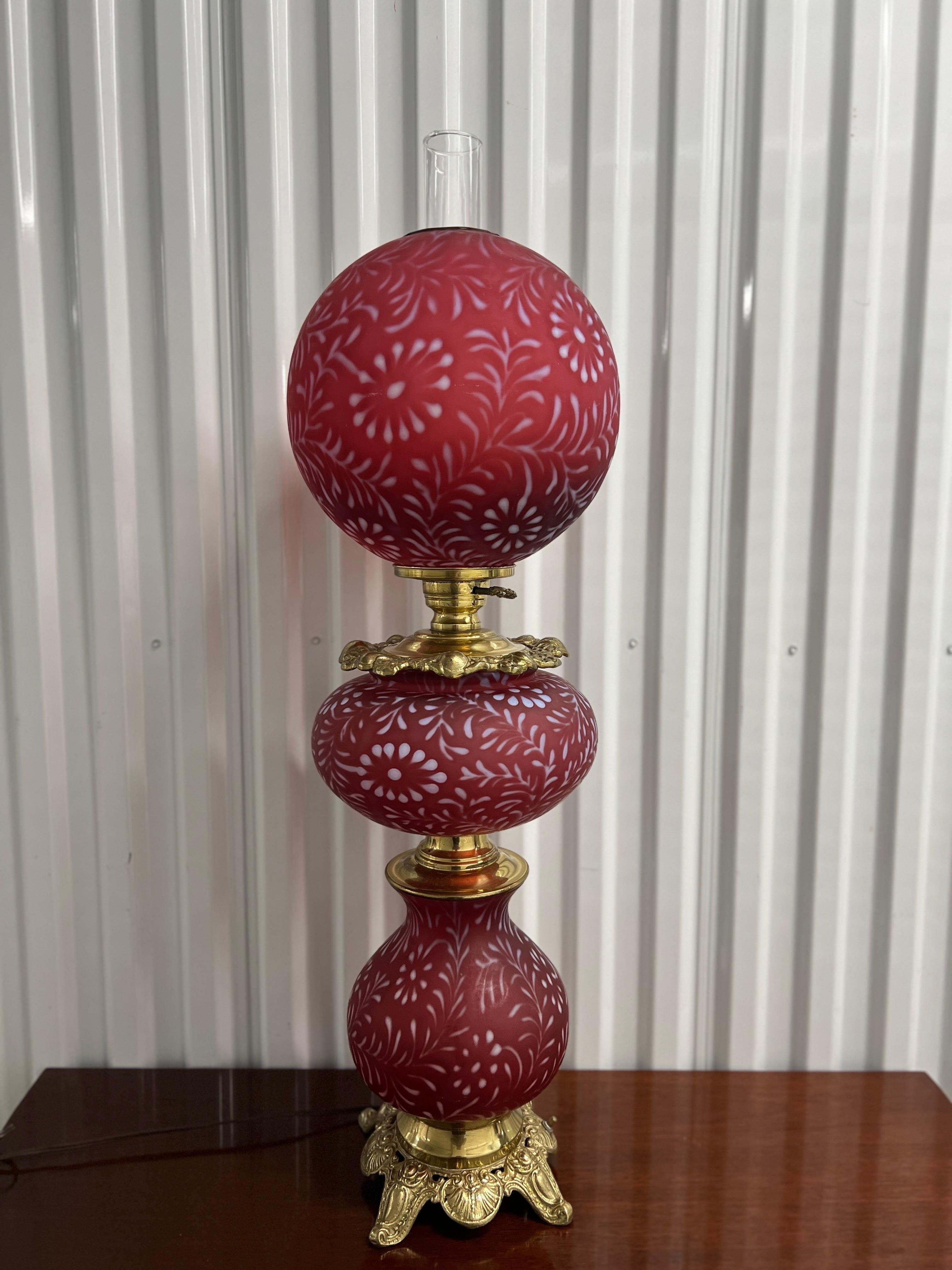 20th Century Antique Fenton For L.G. Wright Daisy & Fern Cranberry Opalescent GWTW Lamp For Sale