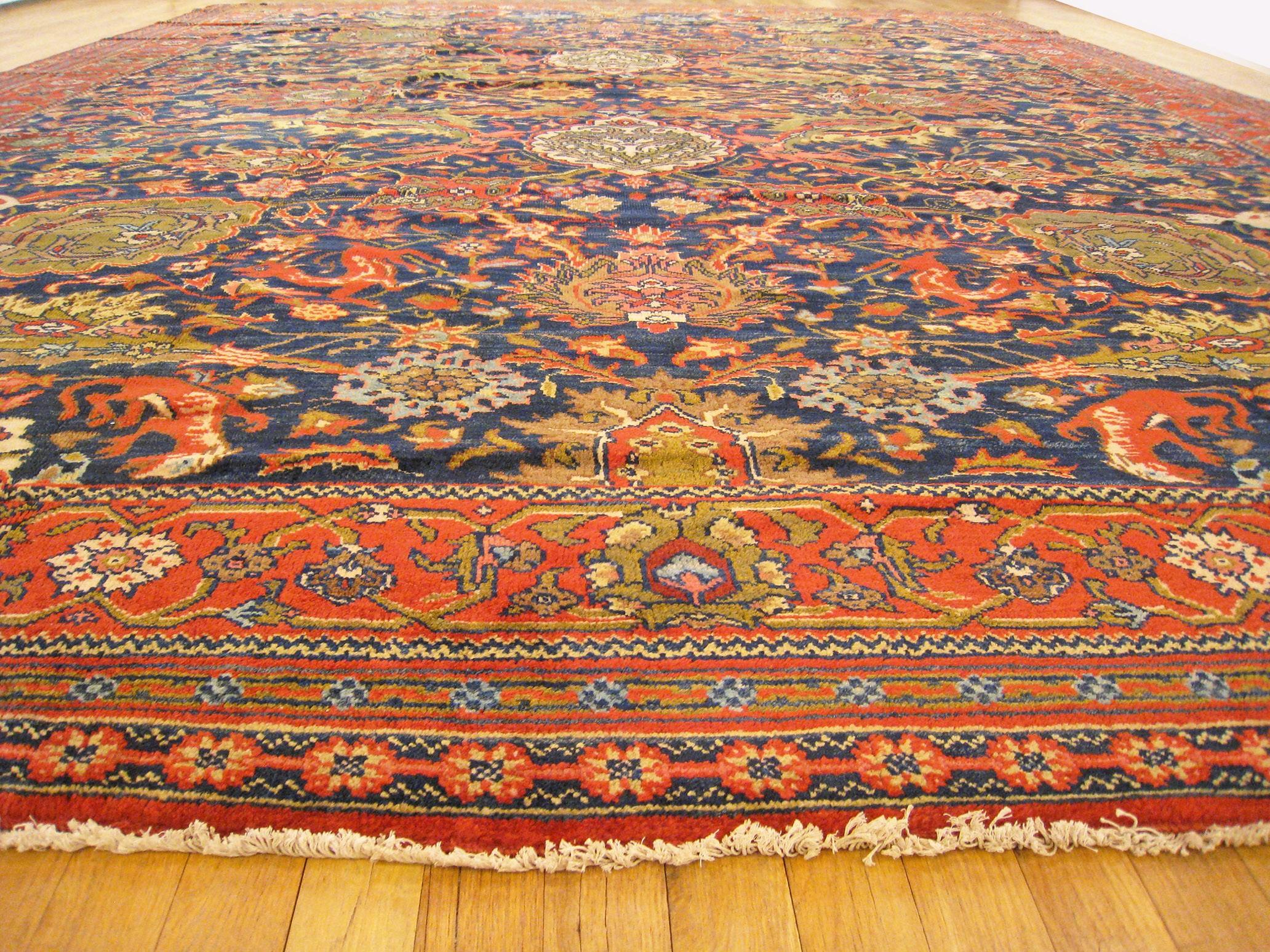Antique Ferahan Oriental Rug, in Room size, with Palmettes For Sale 5