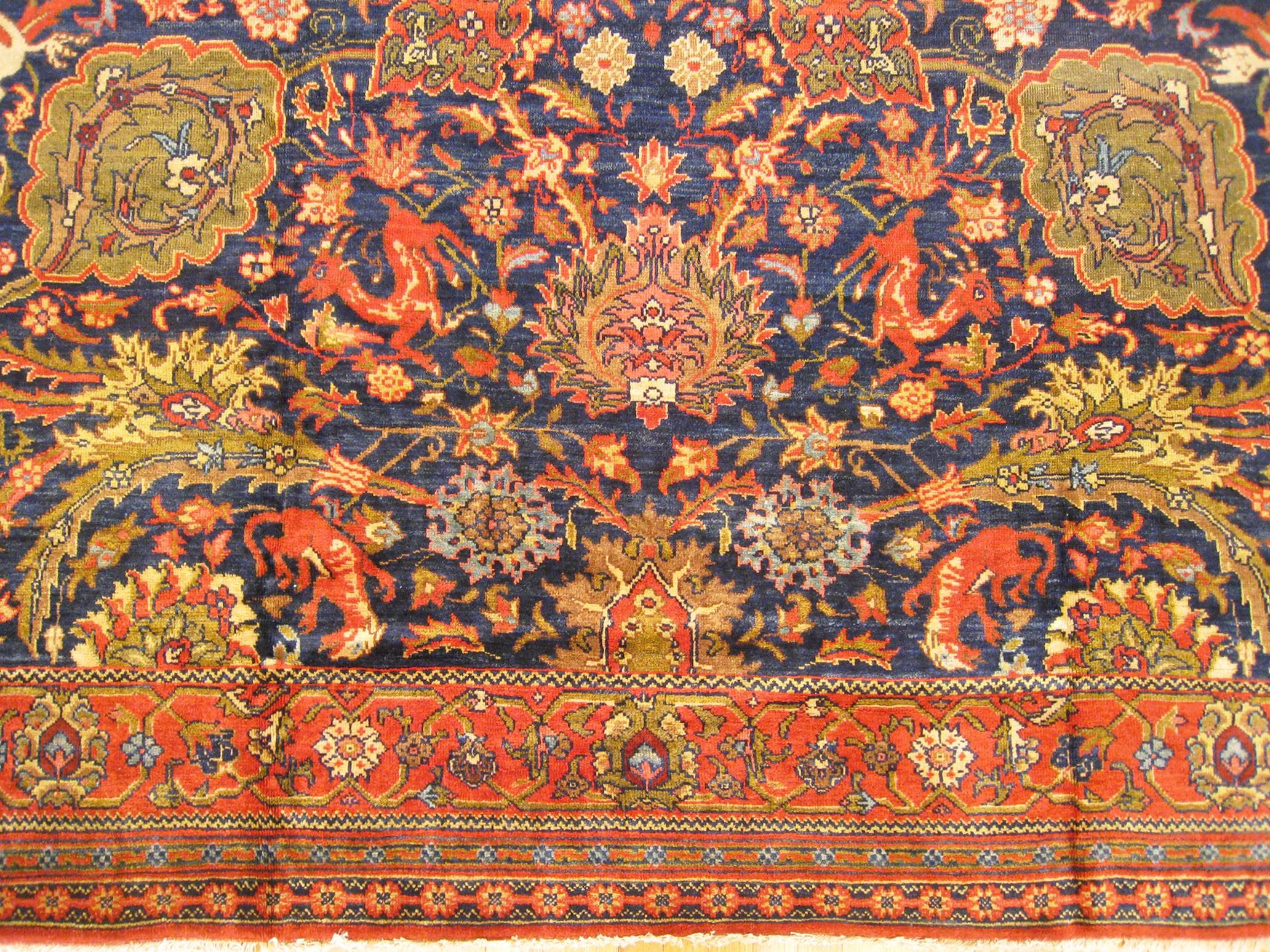 Antique Ferahan Oriental Rug, in Room size, with Palmettes In Good Condition For Sale In New York, NY