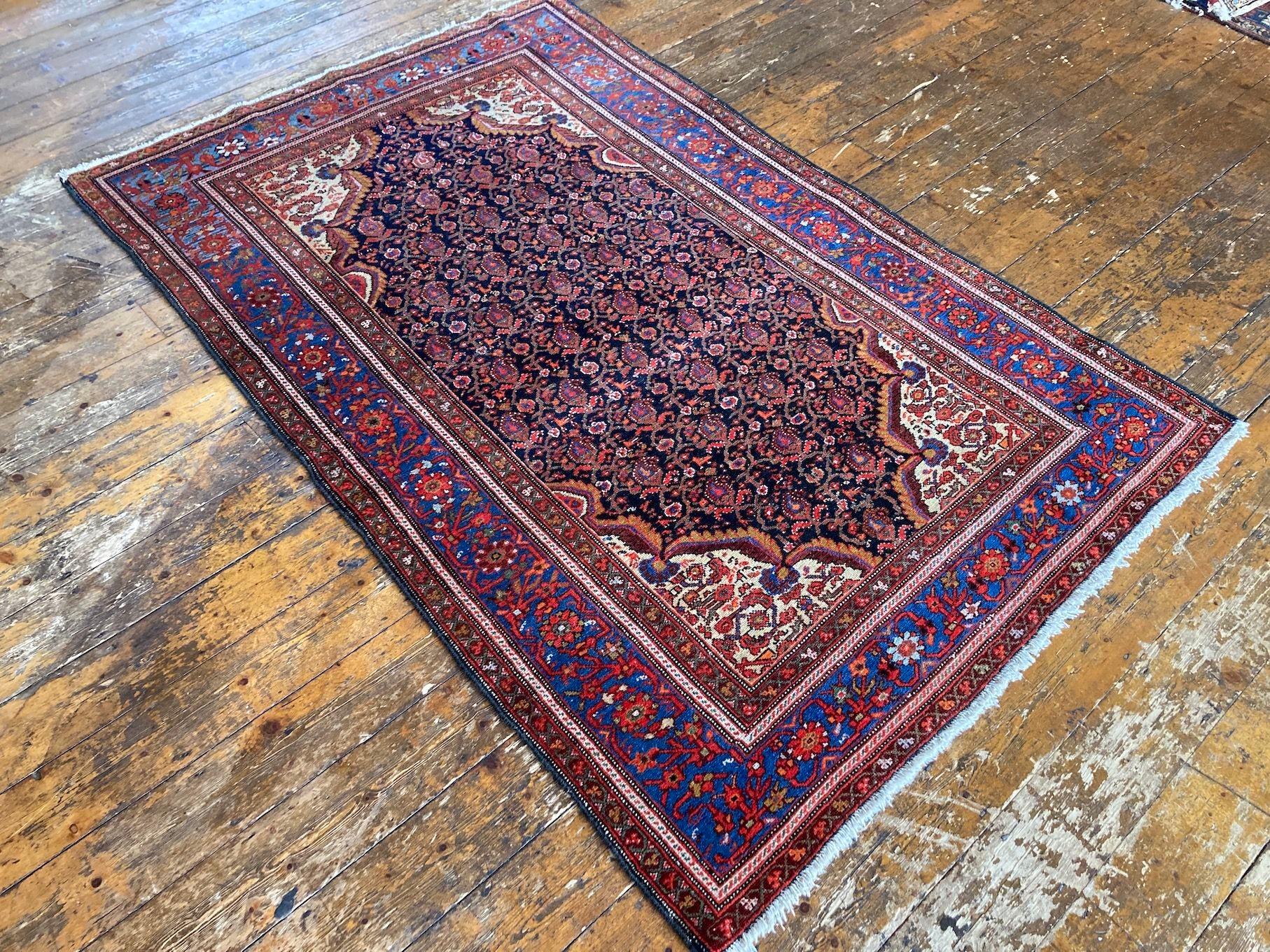 Early 20th Century Antique Ferahan Rug 2.03m X 1.32m For Sale