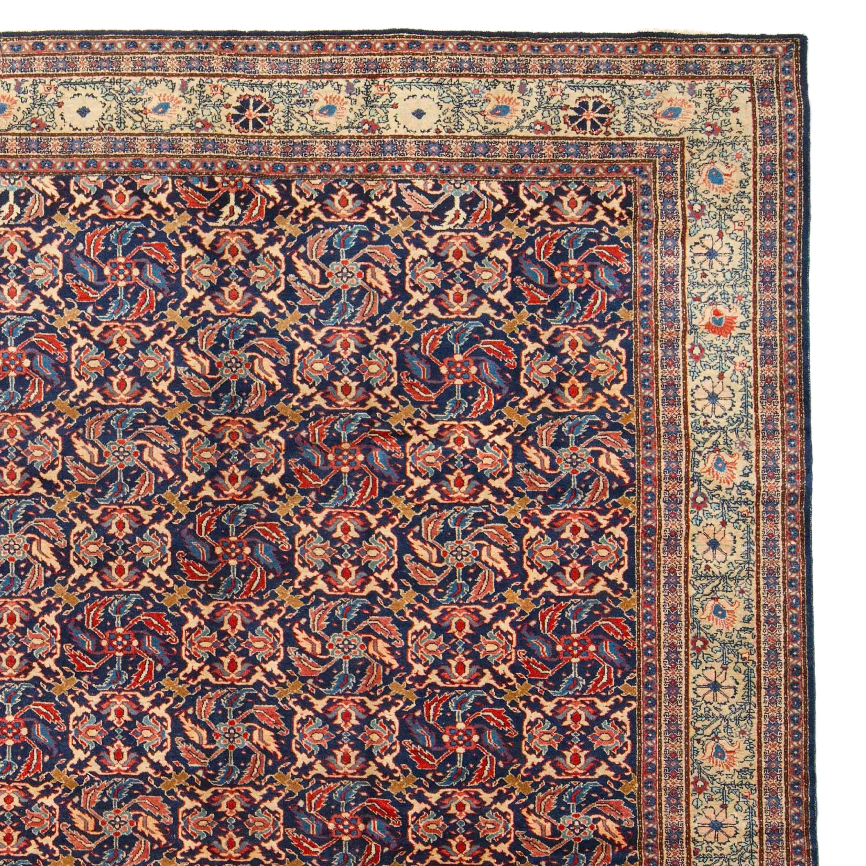 Antique Ferahan Rug - Late 19th Century Ferahan Carpet in Good Condition In Good Condition For Sale In Sultanahmet, 34