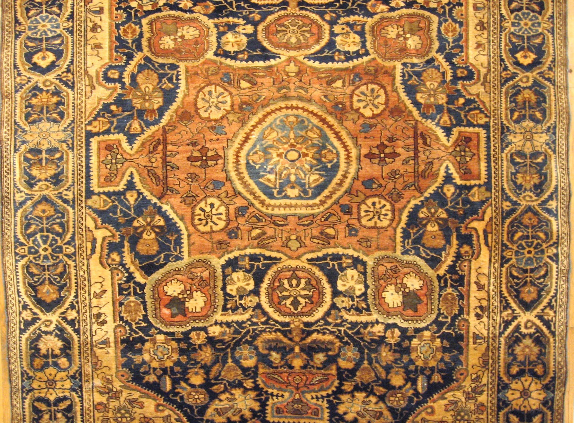 Hand-Knotted Antique Ferahan Sarouk Oriental Rug, in Small Size, with a Central Medallion For Sale