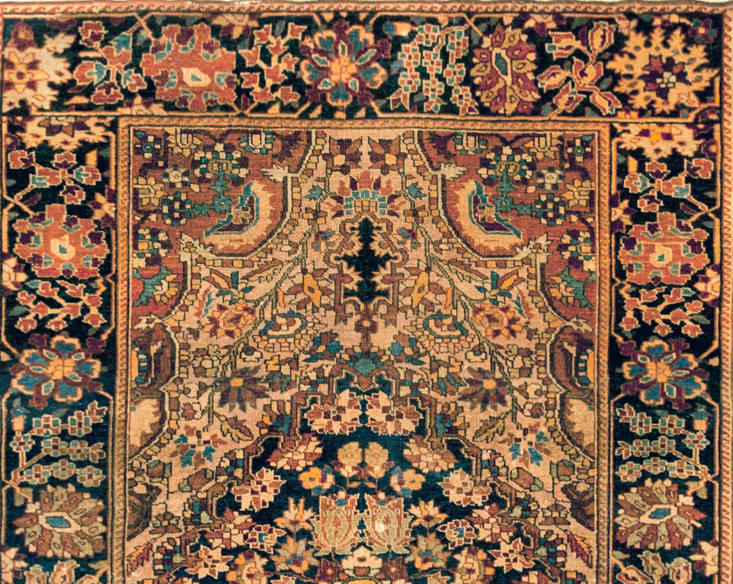 Hand-Knotted Antique Ferahan Sarouk Oriental Rug, in Small Size, with Central Medallion For Sale