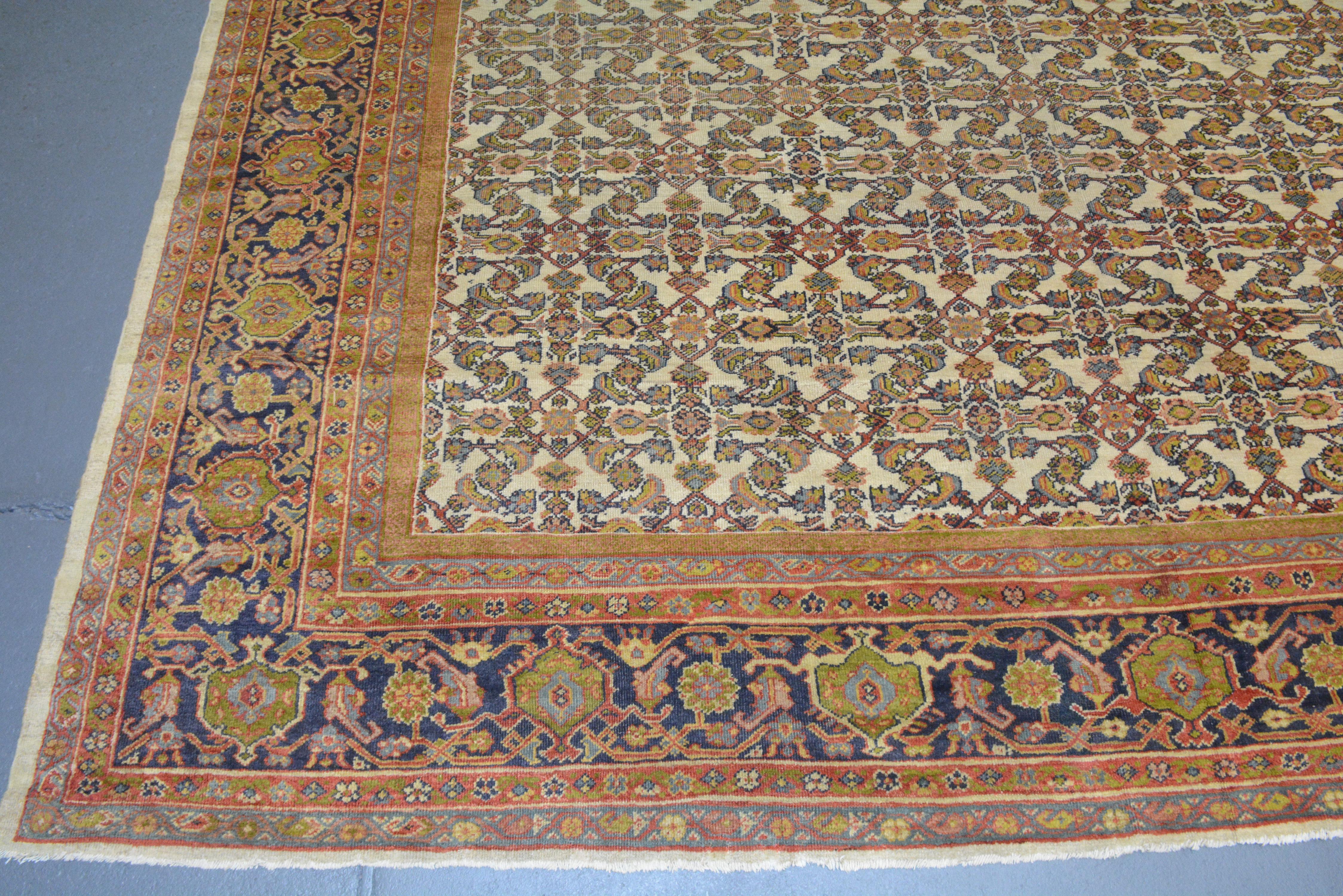Antique Fereghan Carpet For Sale 2