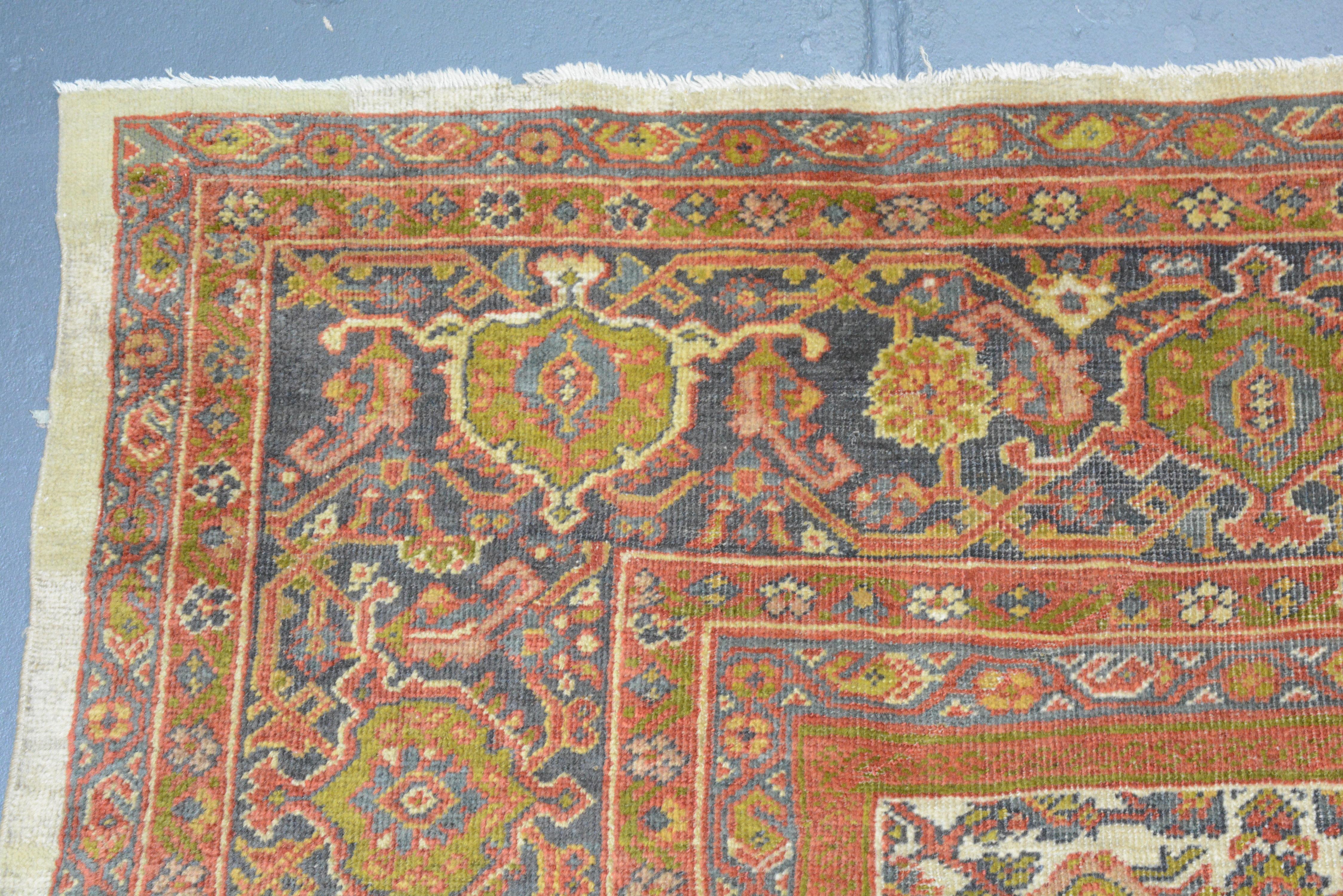 Antique Fereghan Carpet For Sale 3