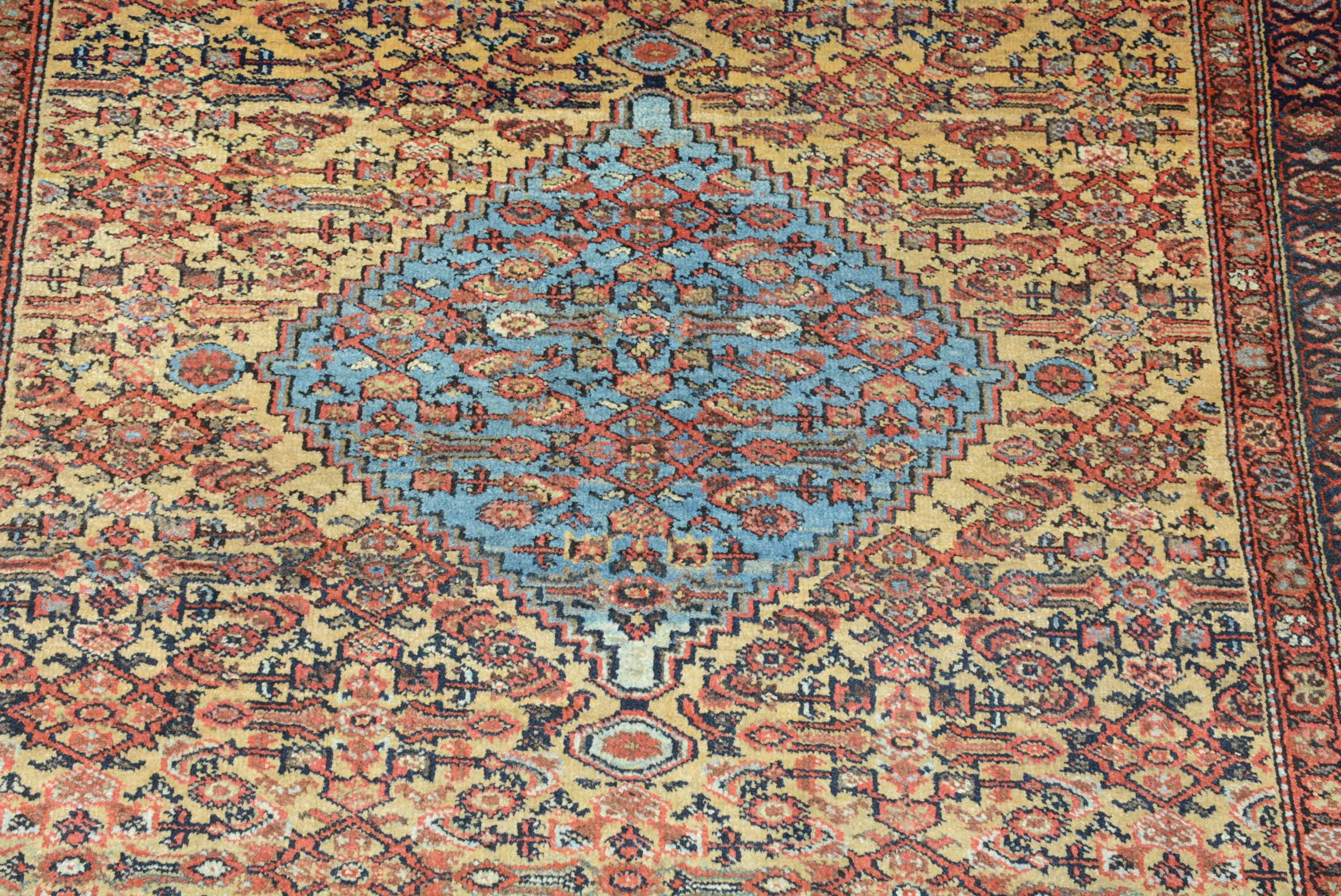 Antiker antiker Fereghan-Teppich (Sarouk Farahan) im Angebot