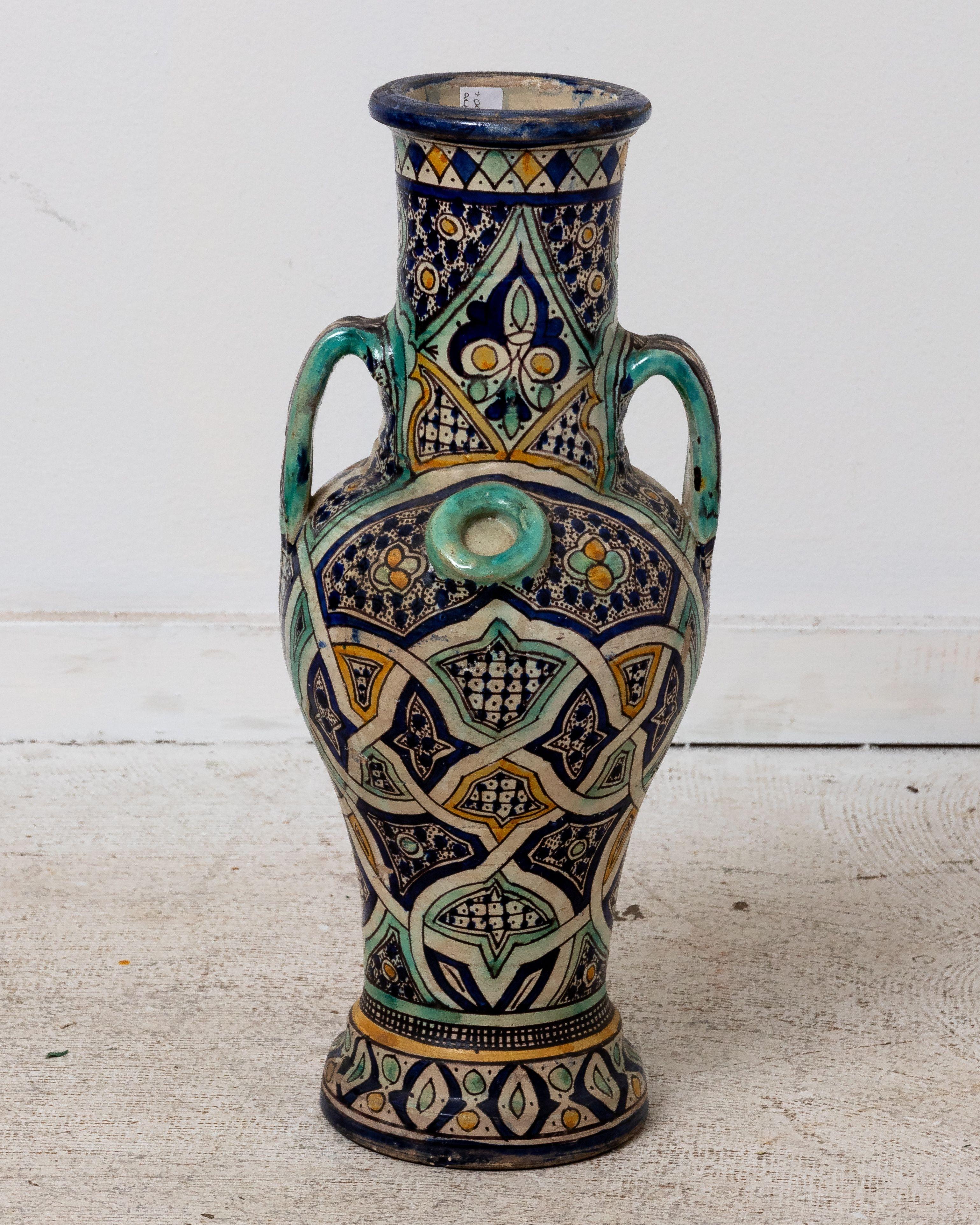 Antique Fes Vase In Good Condition In South Salem, NY