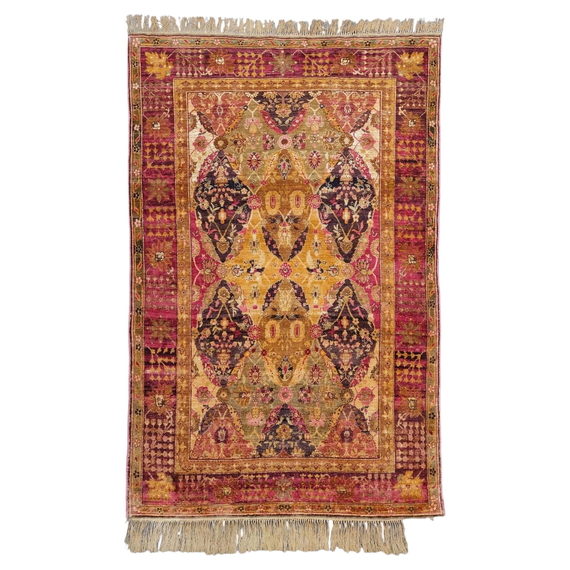 Antique Feshane Silk Rug - Late 19th Century
