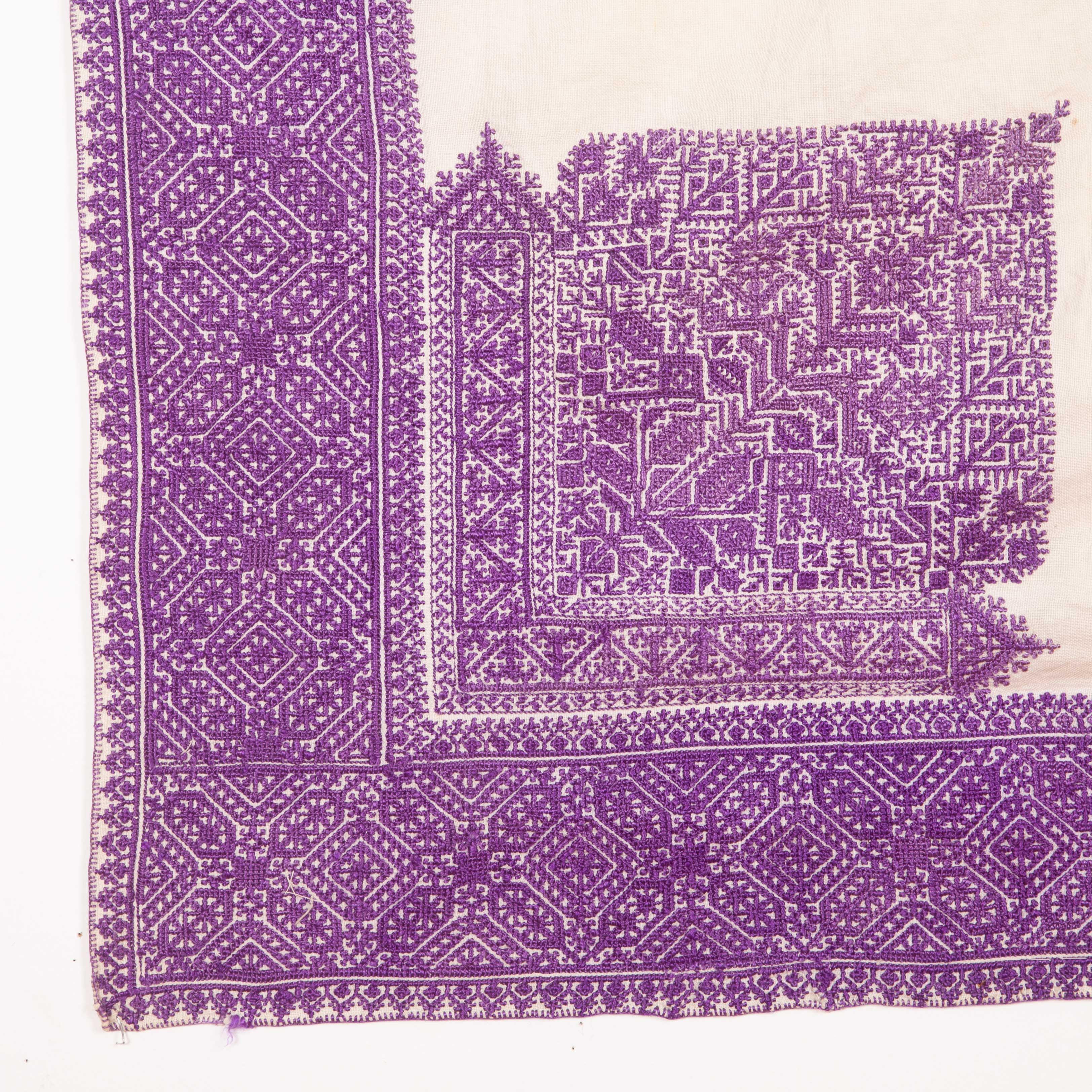 Antique Fez Embroidered Seat Cover 'Gelsa' from Morocco, Early 20th Century In Good Condition For Sale In Istanbul, TR