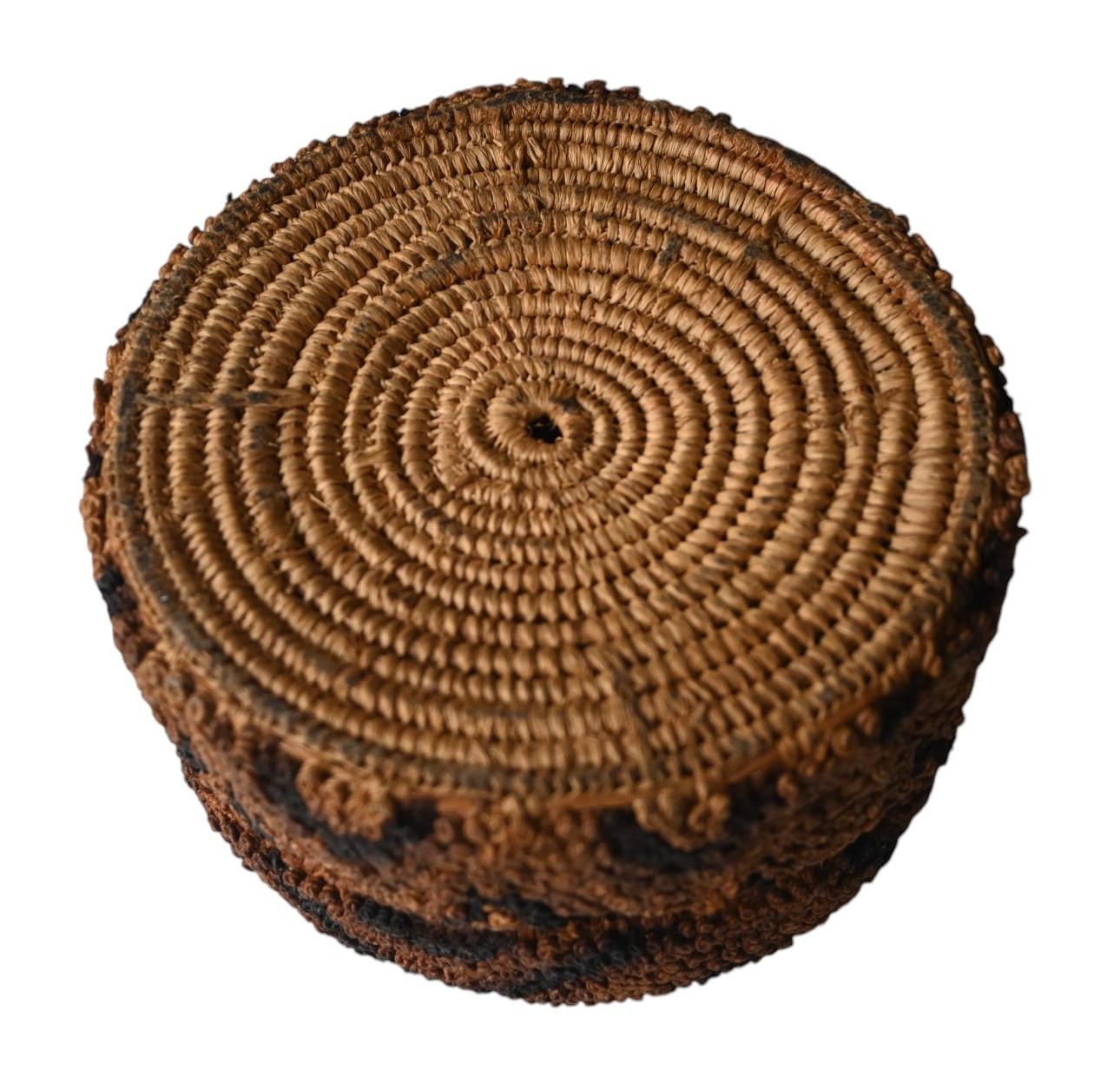 Antiker Faserkorb vom Stamm der Kuba Shoowa, DR Kongo, Anfang 1900 (Frühes 20. Jahrhundert) im Angebot