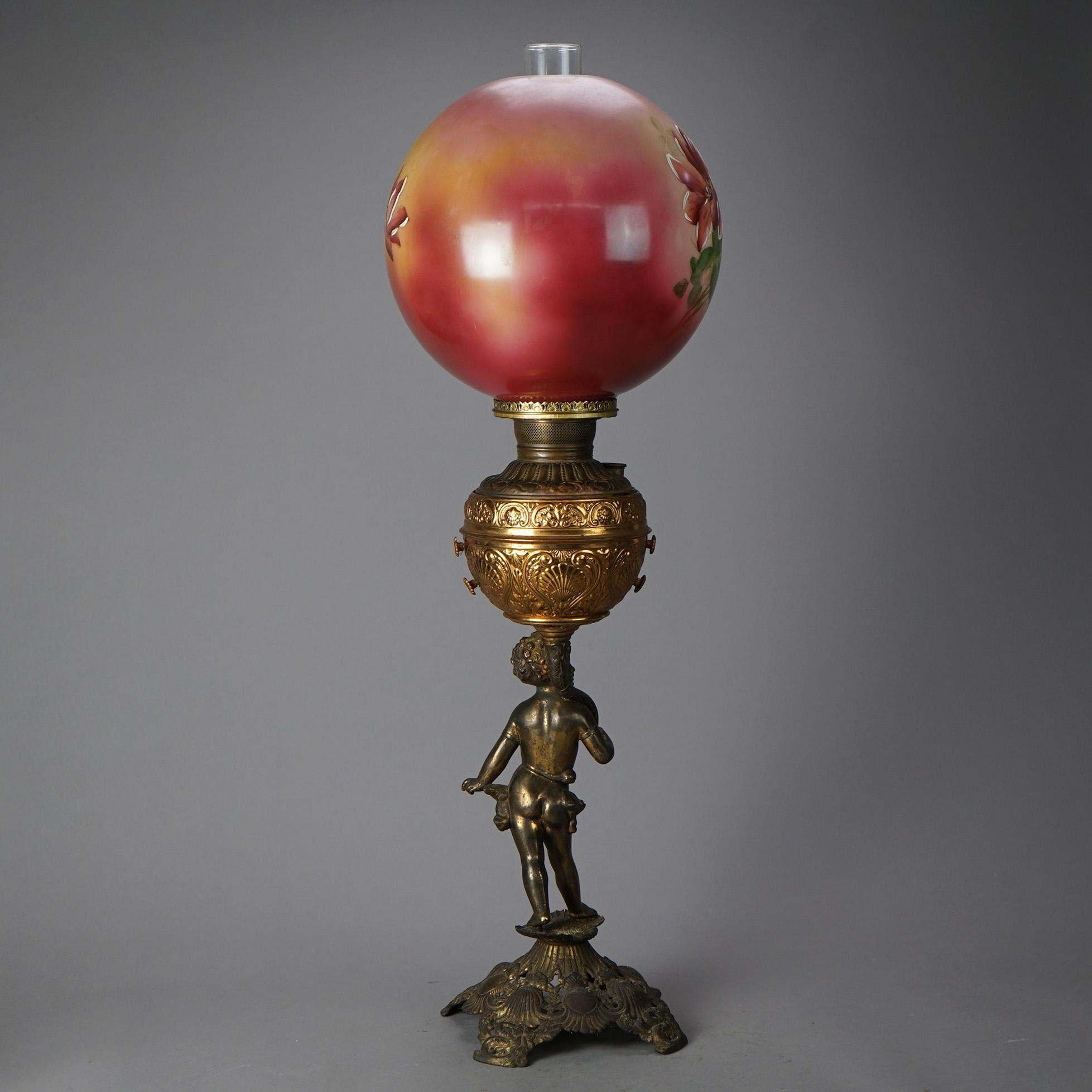 Lampe figurative ancienne en laiton et métal doré avec abat-jour peint à la main, vers 1890 en vente 8
