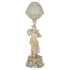 Antike figurale geschnitzte Alabasterlampe mit einer klassischen jungen Frau, um 1900