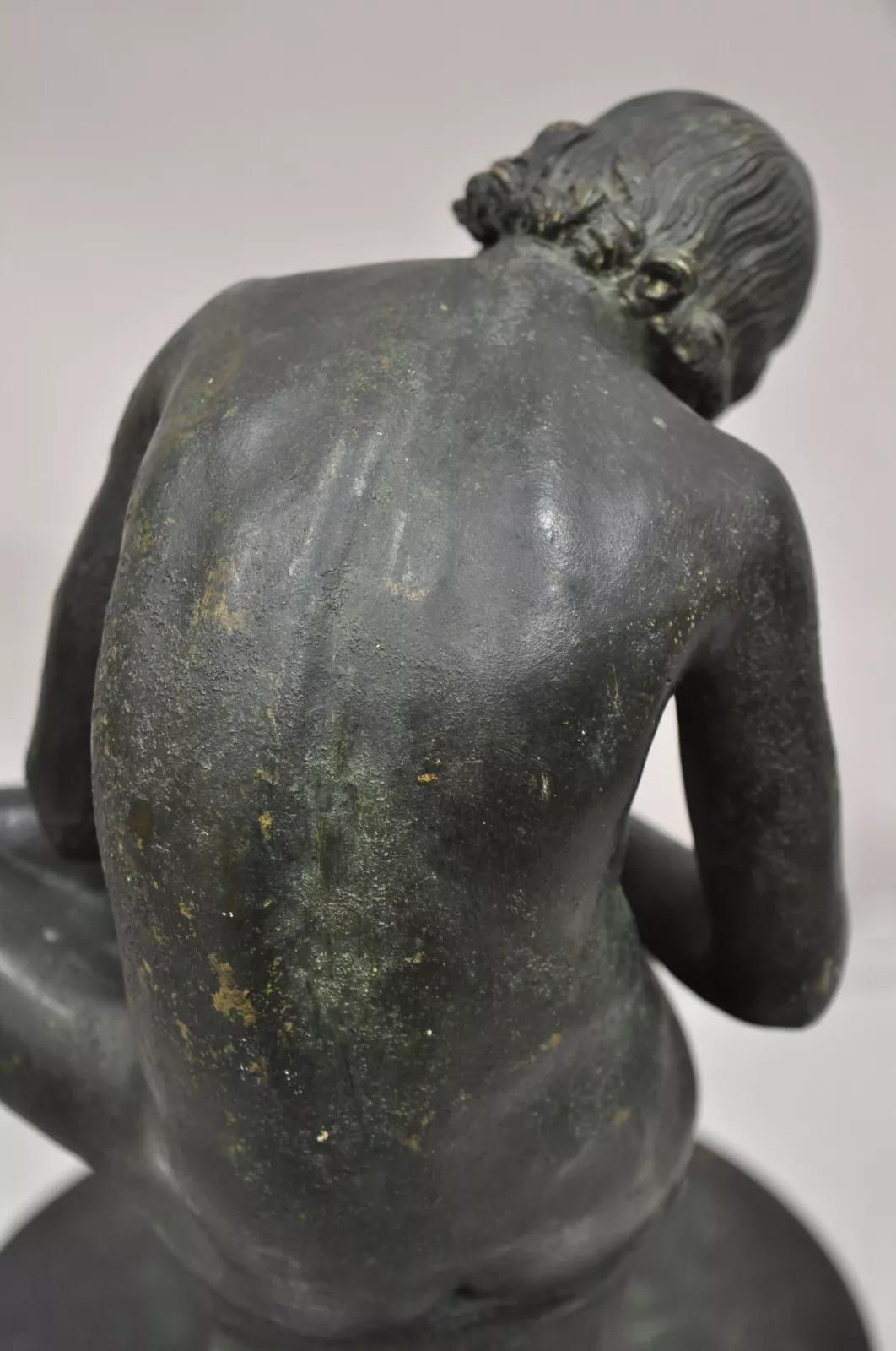 Antique French Bronze Spinario Boy With Thorn (Ragazzo Spinario con Spina) Scultura da 10,5 pollici in vendita 3