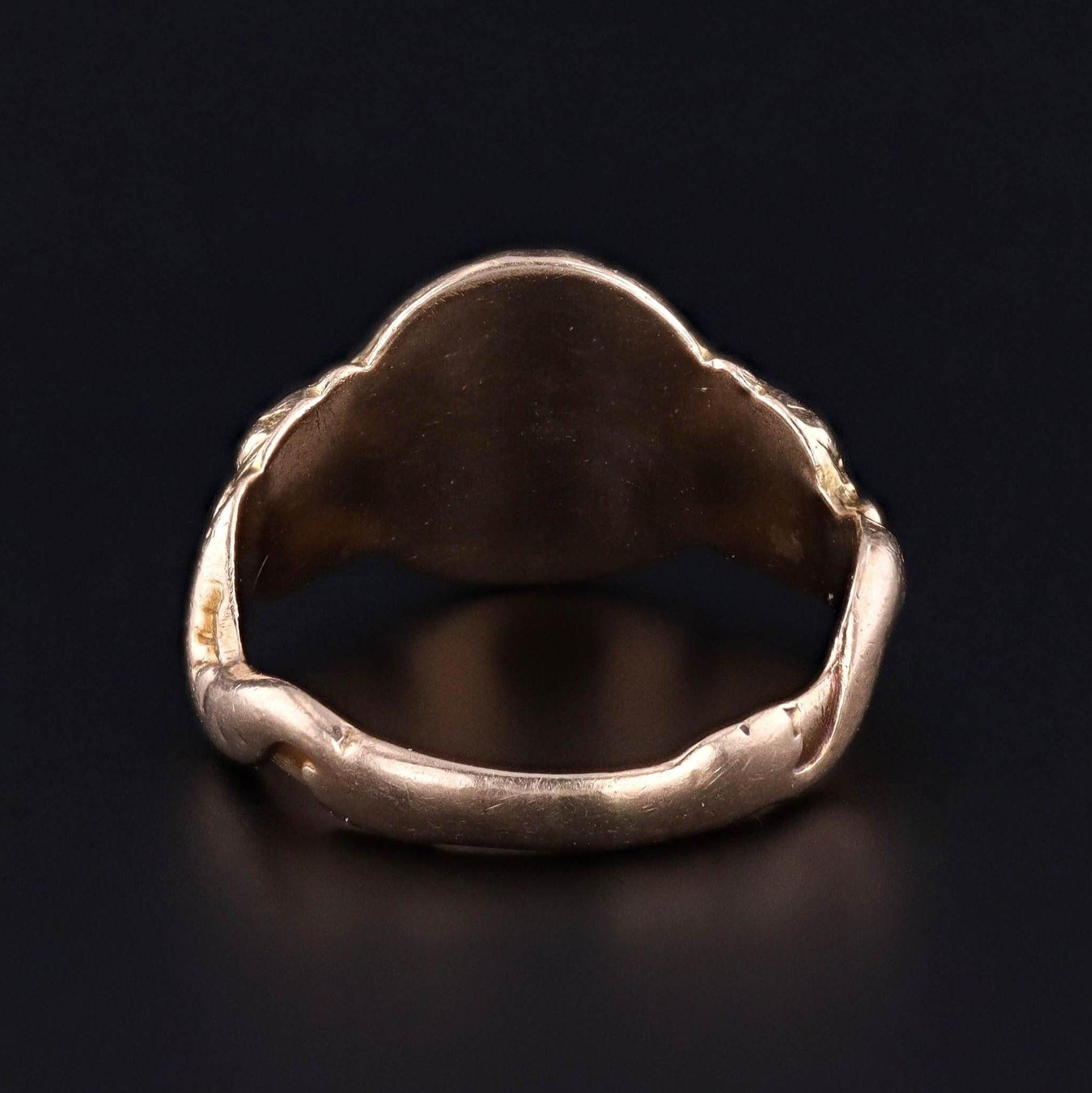 Women's Antique Figural Signet Ring of 10k Gold