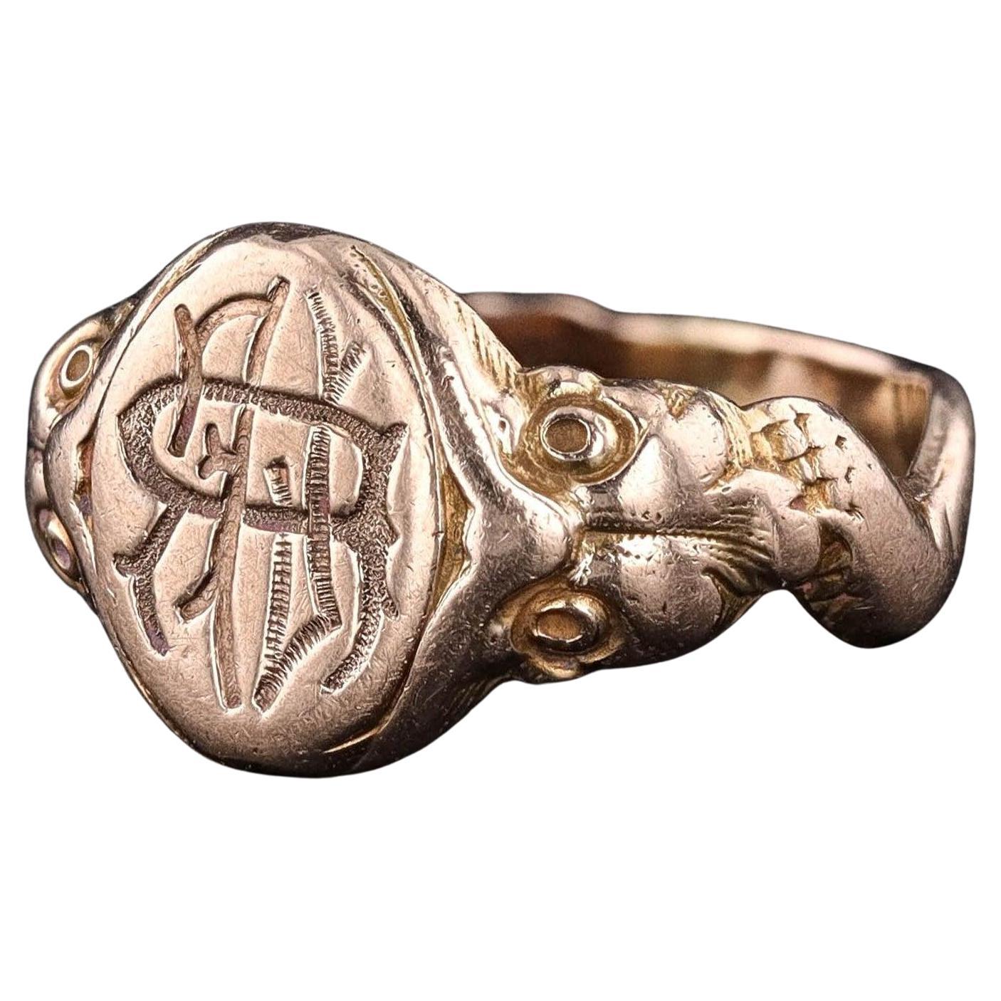 Anillo de sello antiguo de oro de 10 quilates con figura