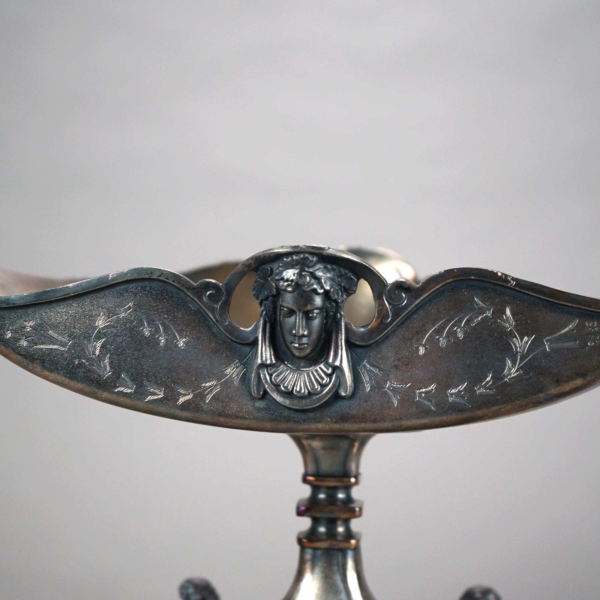 Antica Fruttiera figurata placcata in argento C1890 in vendita 2