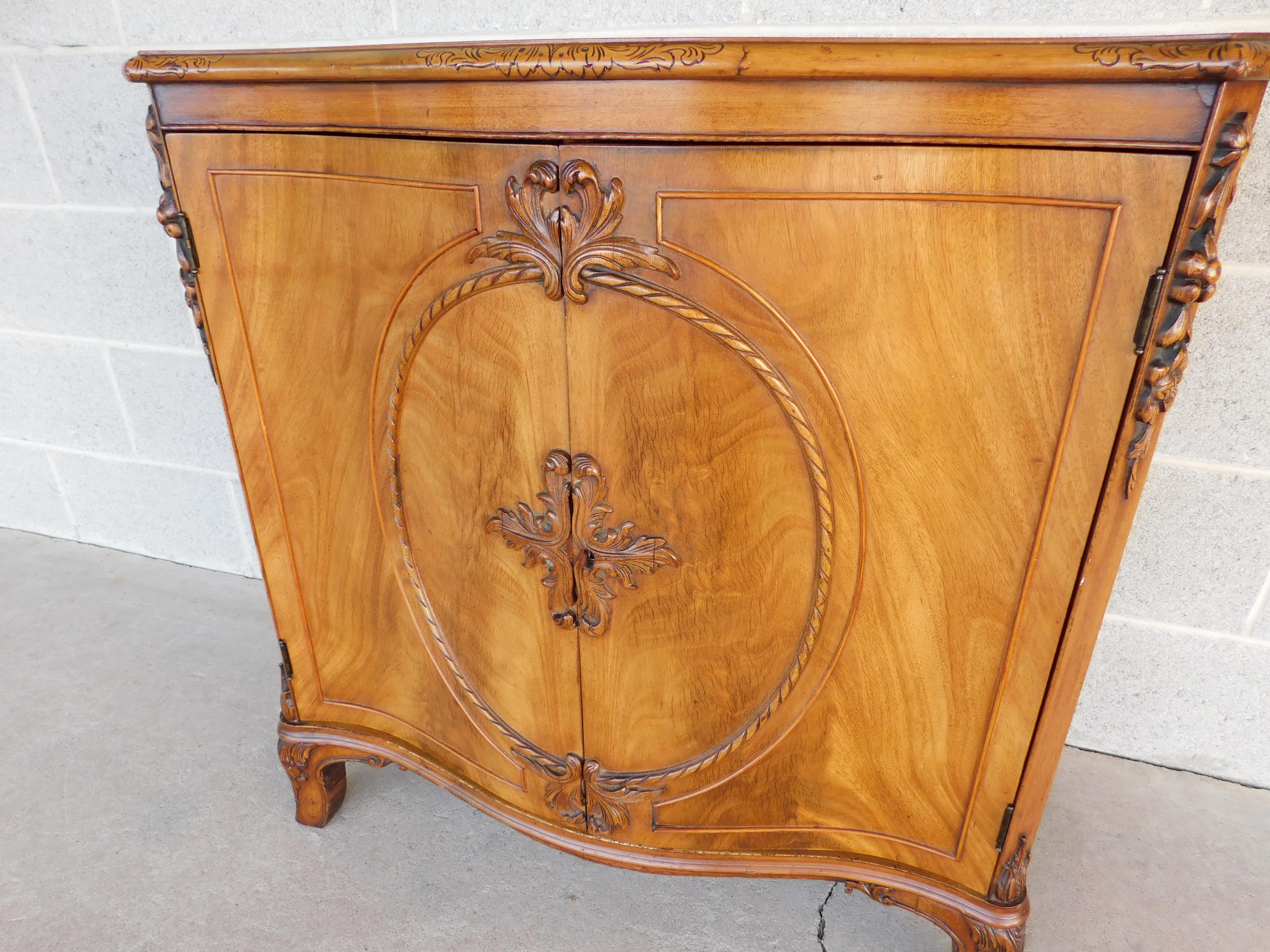 Antique Figured Blonde Mahogany Regency Style 2 Door Commode & Matching Mirror For Sale 2