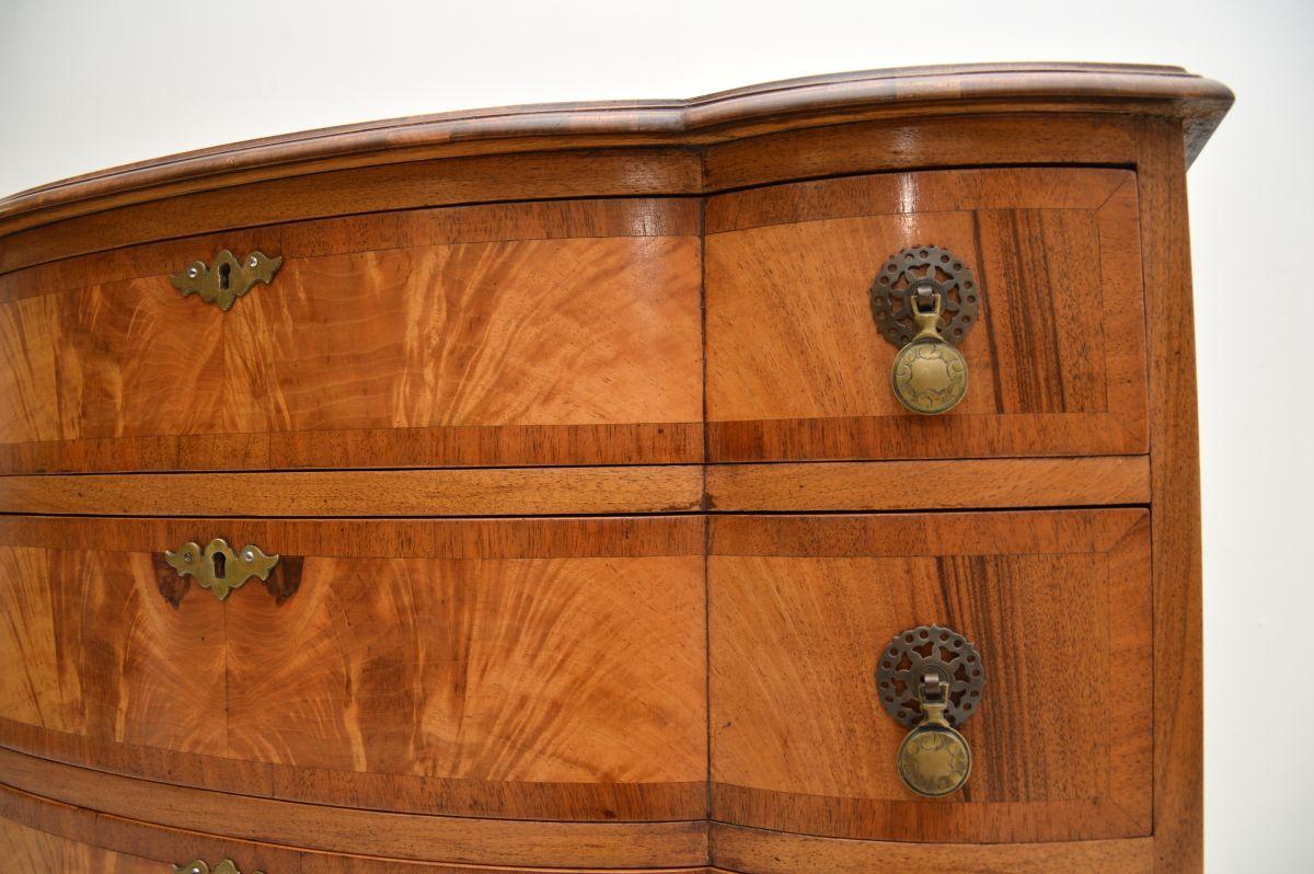 Antique Figured Walnut Chest of Drawers For Sale 5