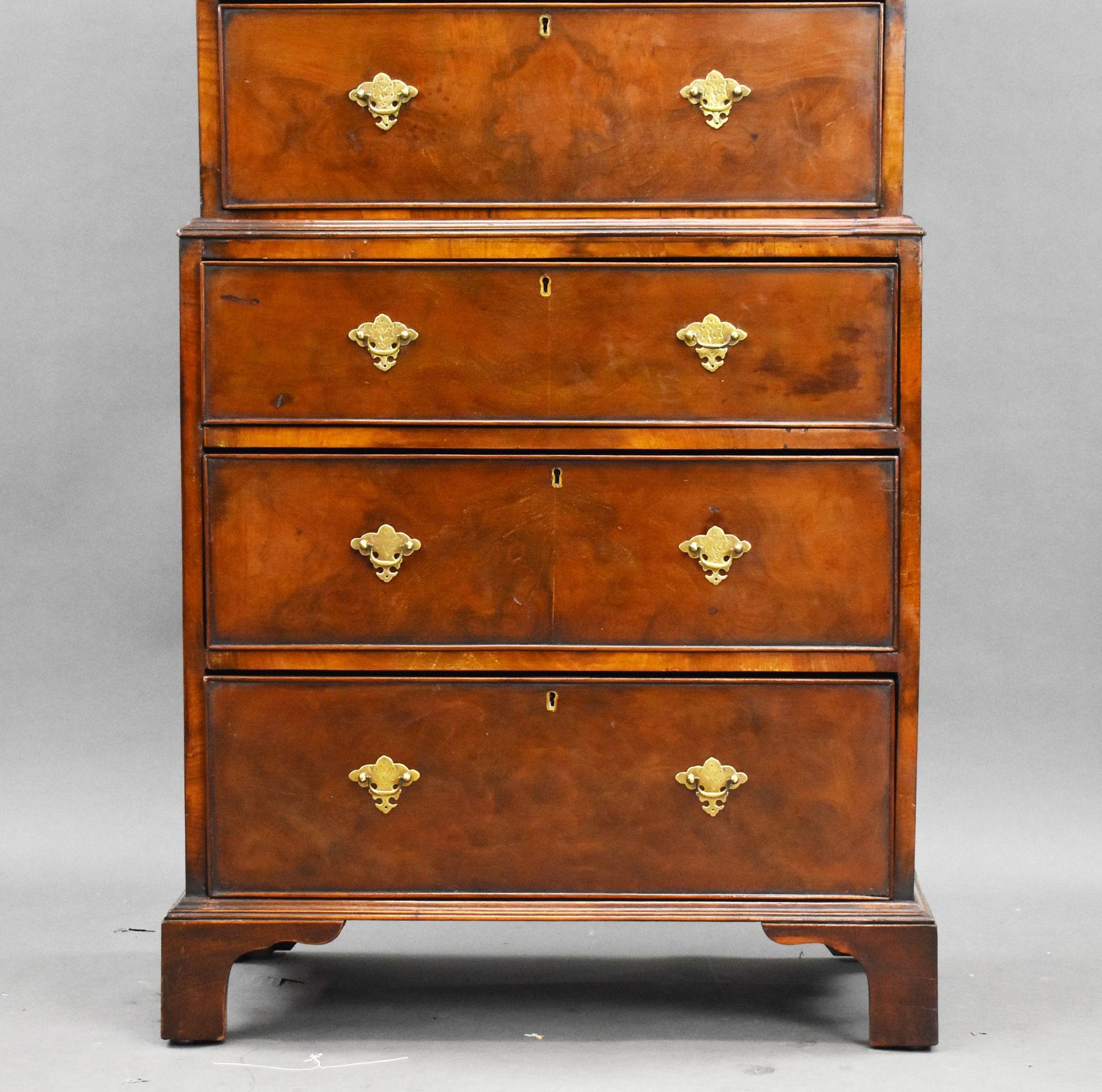 Noce Antique Figured Walnut Chest on Chest in vendita