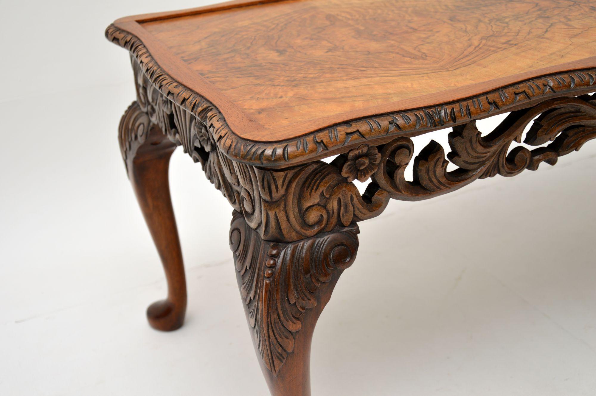Antique Figured Walnut Coffee Table In Good Condition For Sale In London, GB