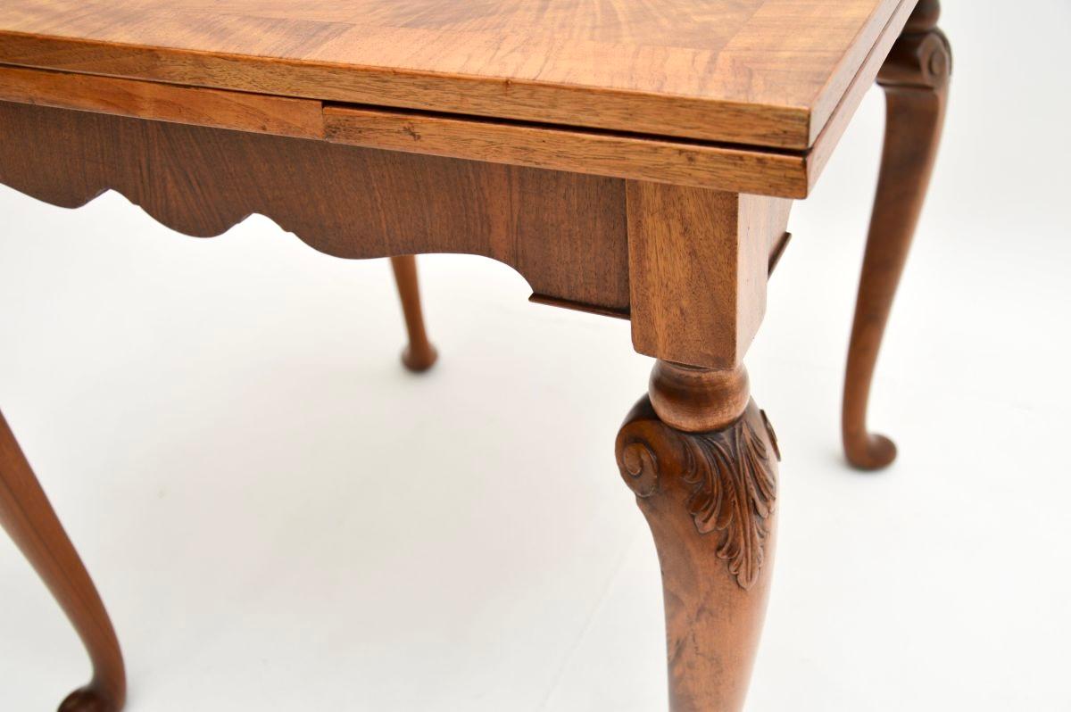 Antique Figured Walnut Draw Leaf Dining Table For Sale 3