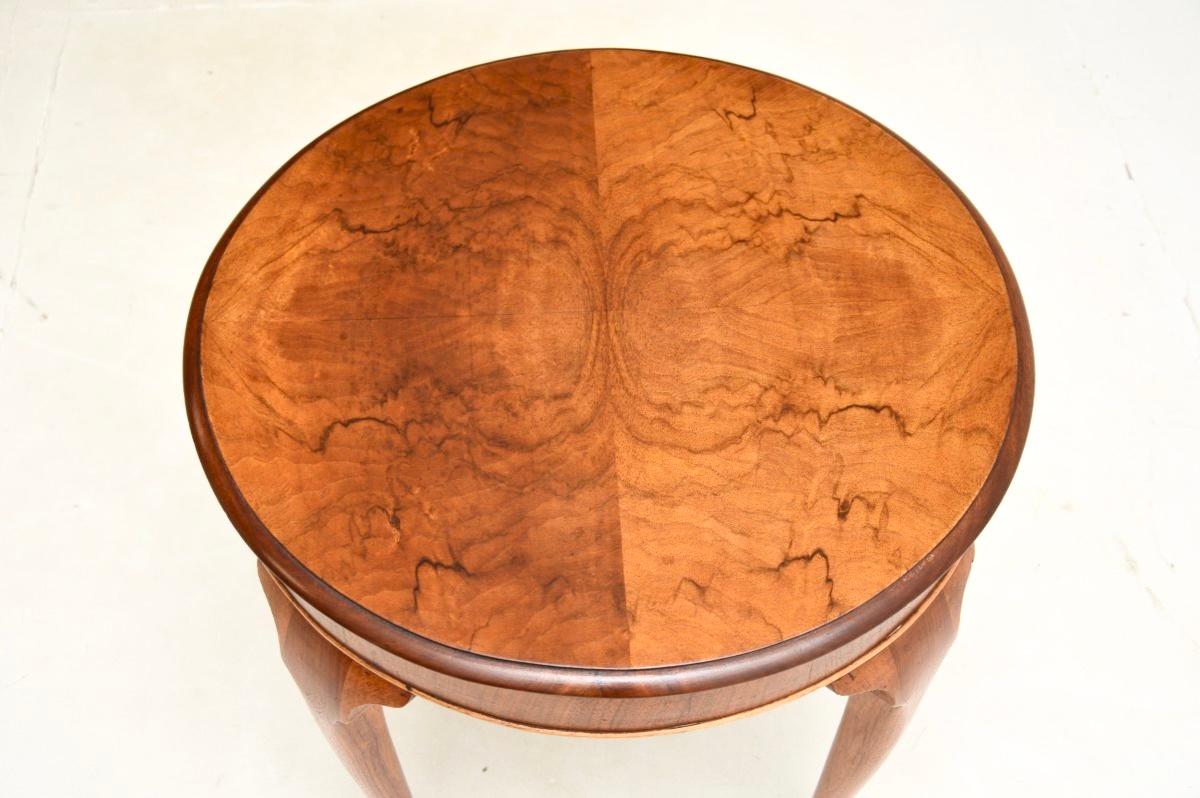 Antique Figured Walnut Occasional Side / Coffee Table In Good Condition For Sale In London, GB