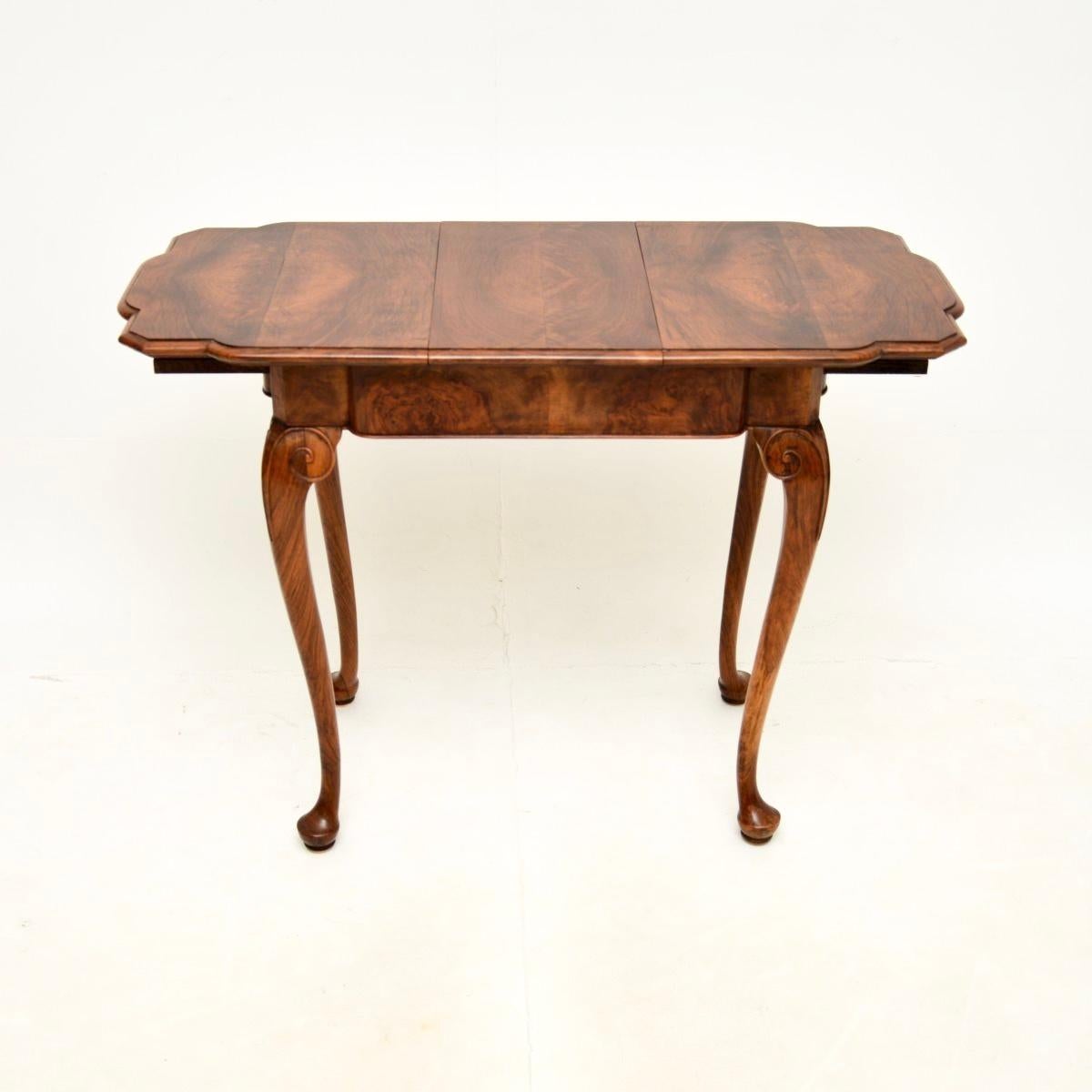 British Antique Figured Walnut Occasional Side Table For Sale