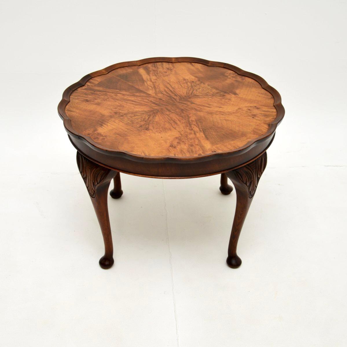 Queen Anne Antique Figured Walnut Pie Crust Coffee Table For Sale