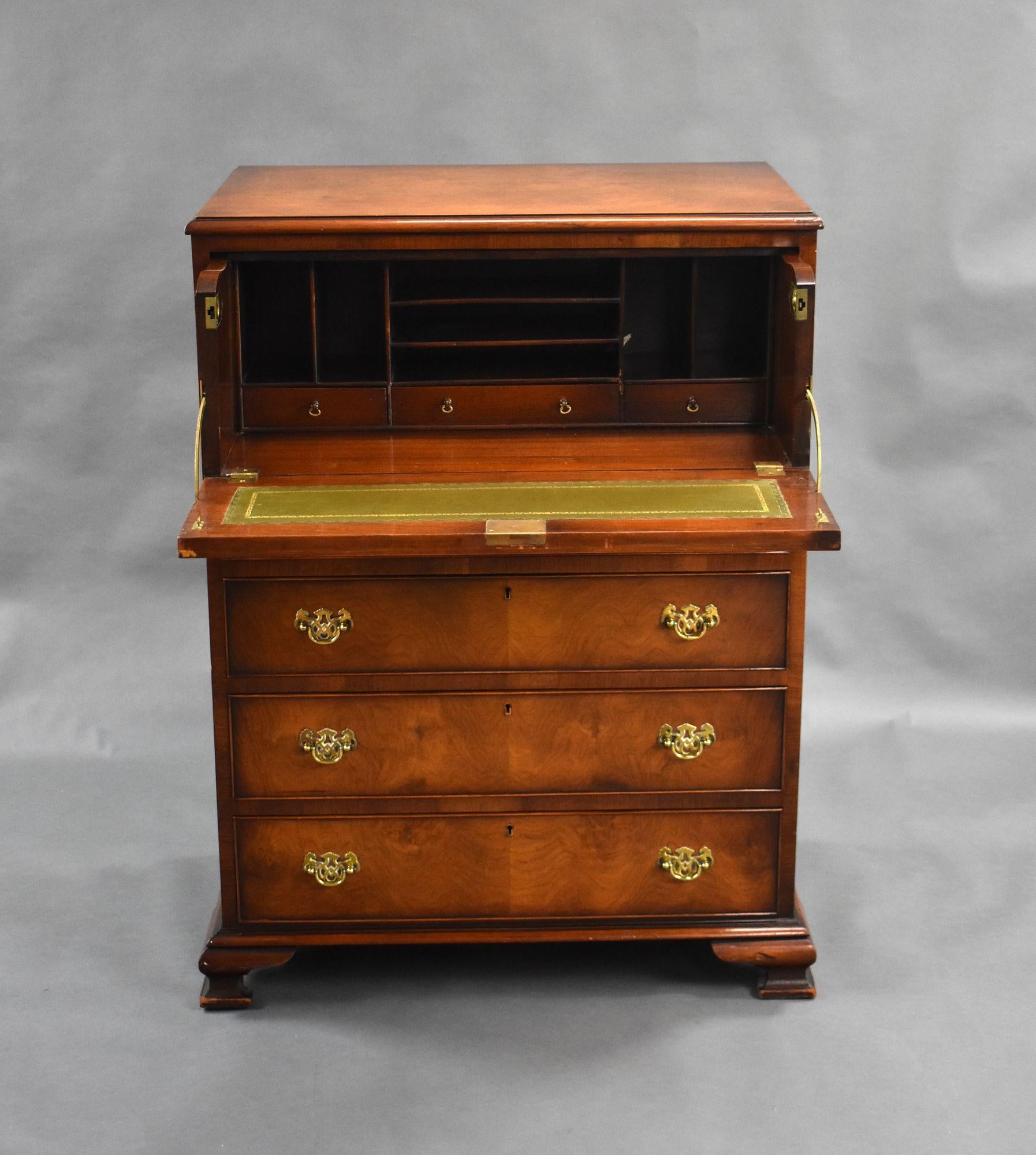 Antique Figured Walnut Secretaire Chest of Drawers In Good Condition For Sale In Chelmsford, Essex
