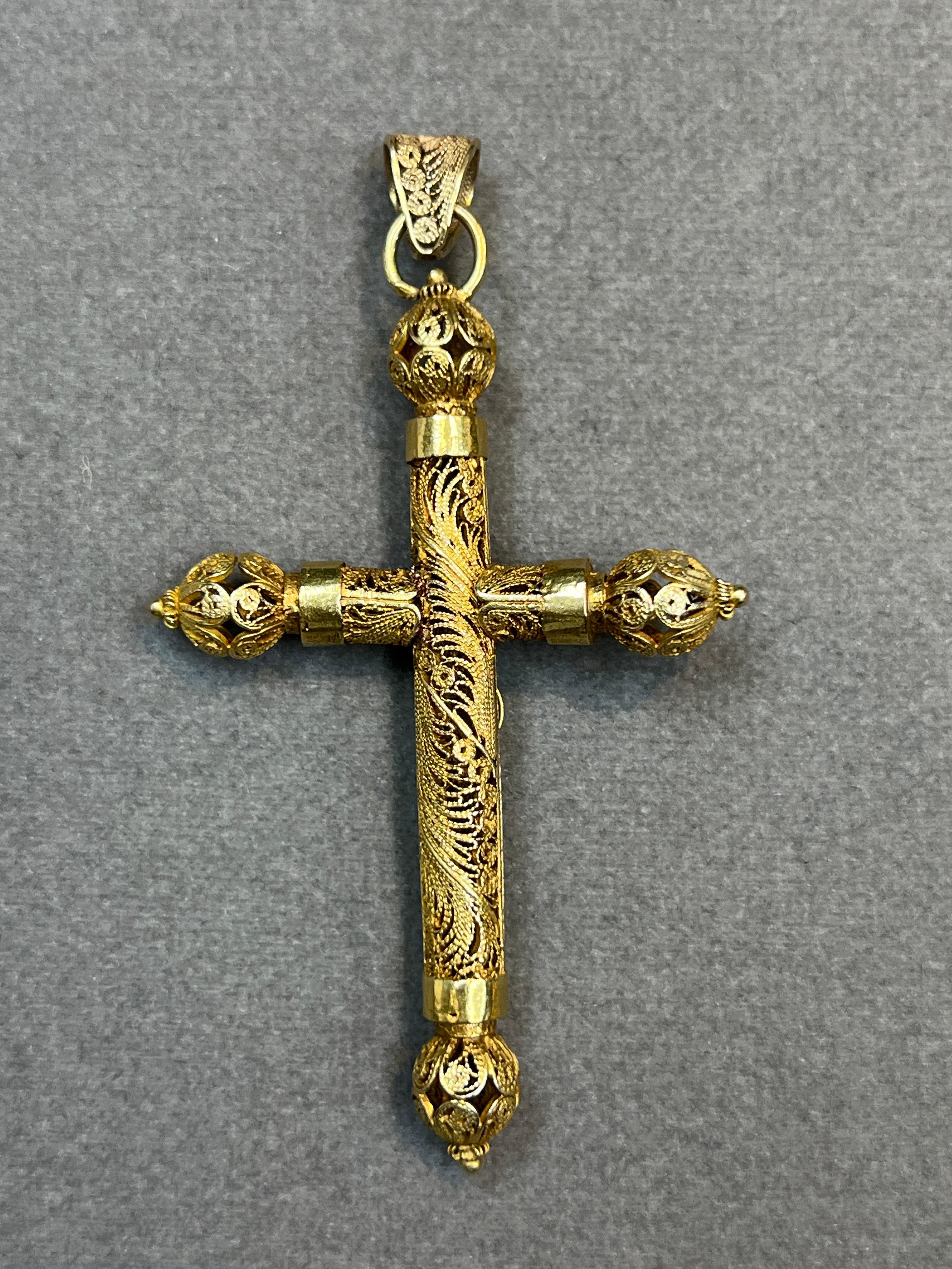 Women's or Men's Antique Filigree Gold Cross Pendant For Sale